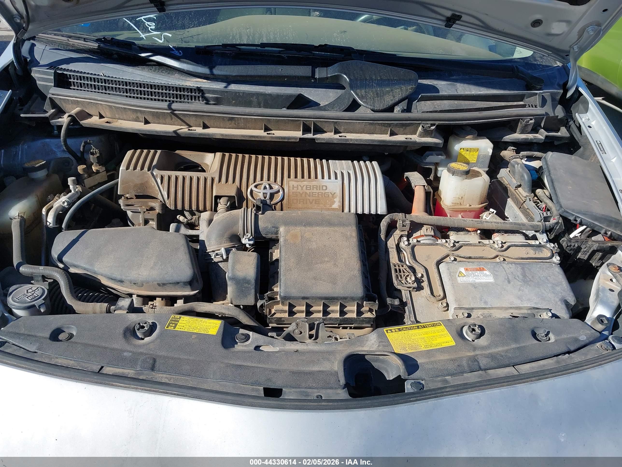 TOYOTA PRIUS image 10