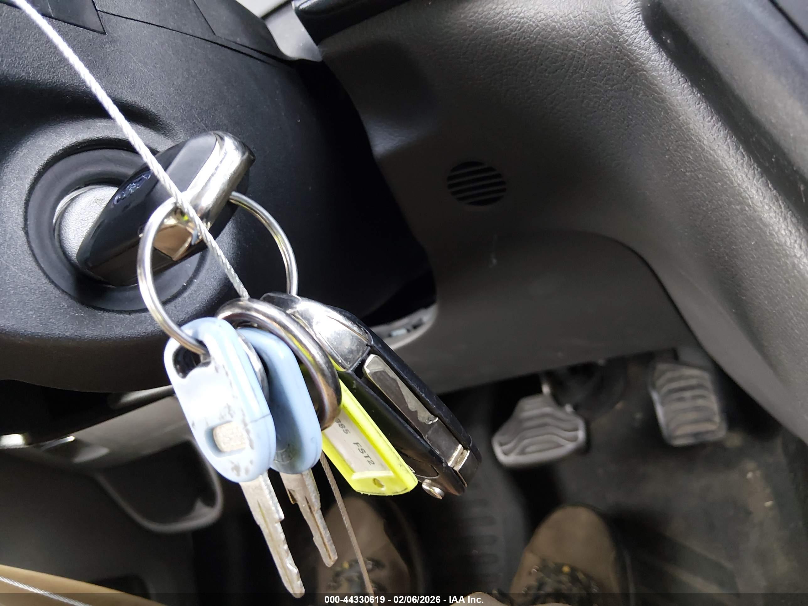 FORD TRANSIT-250 image 11