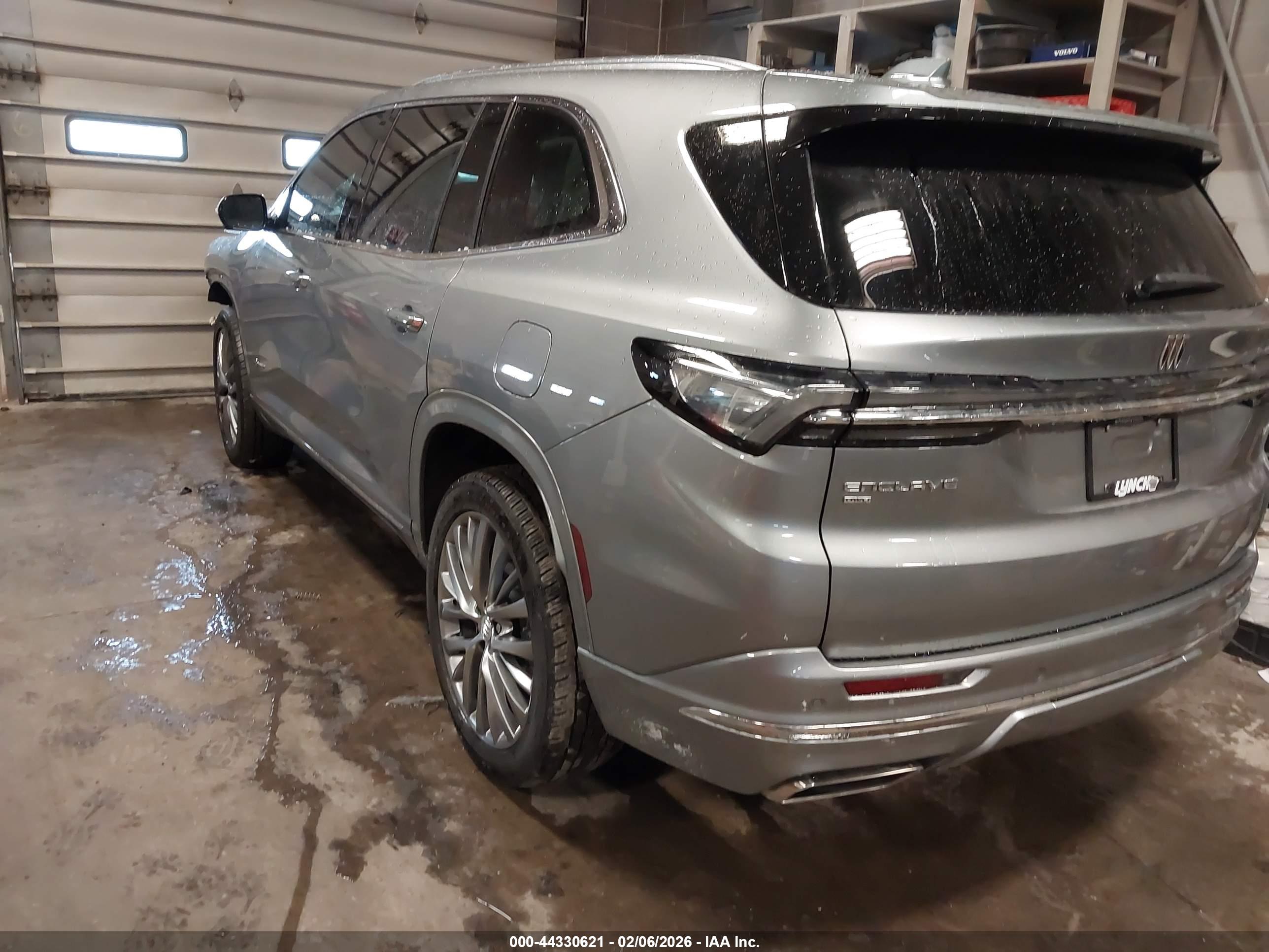 BUICK ENCLAVE image 3