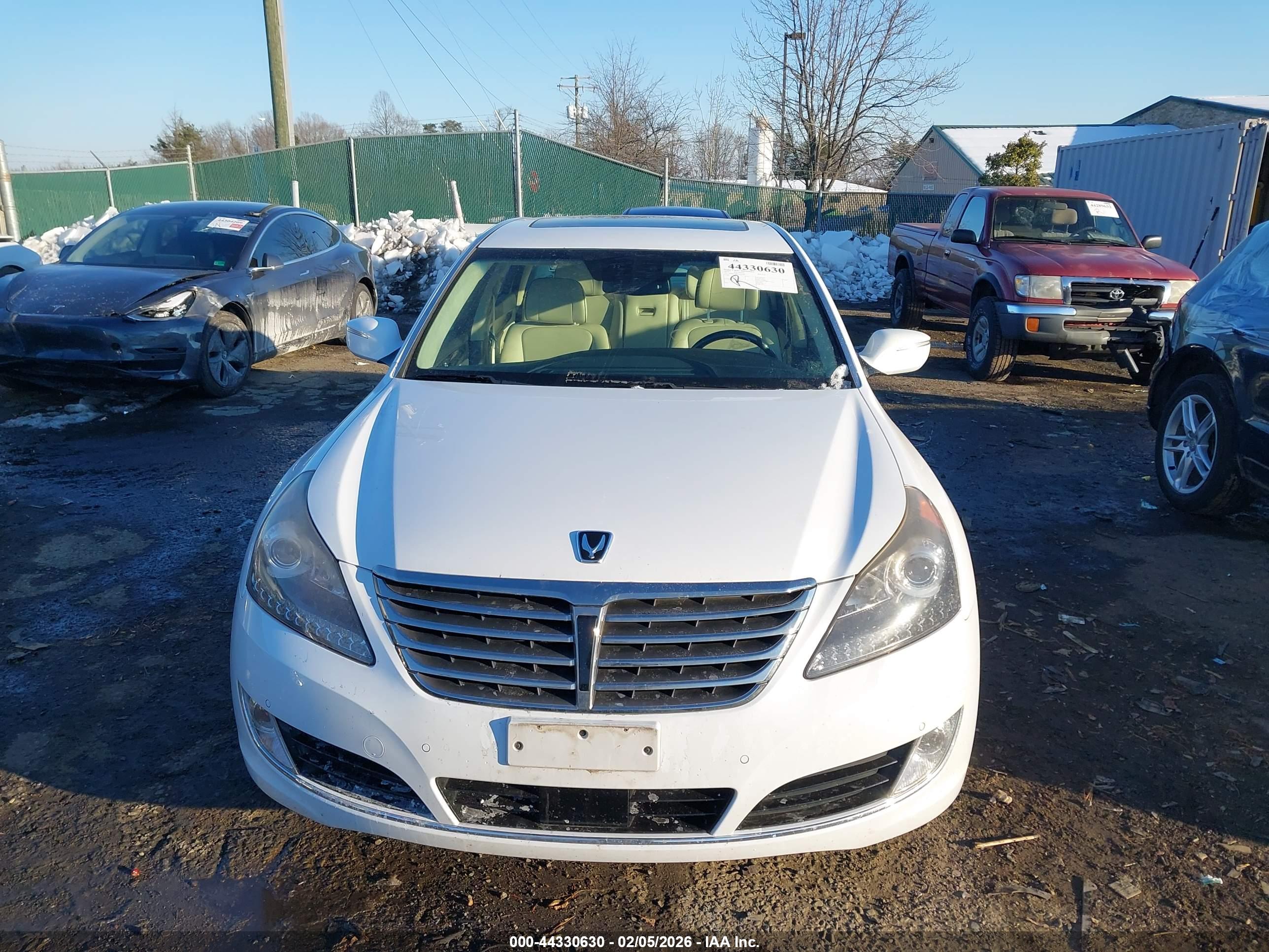 HYUNDAI EQUUS image 6
