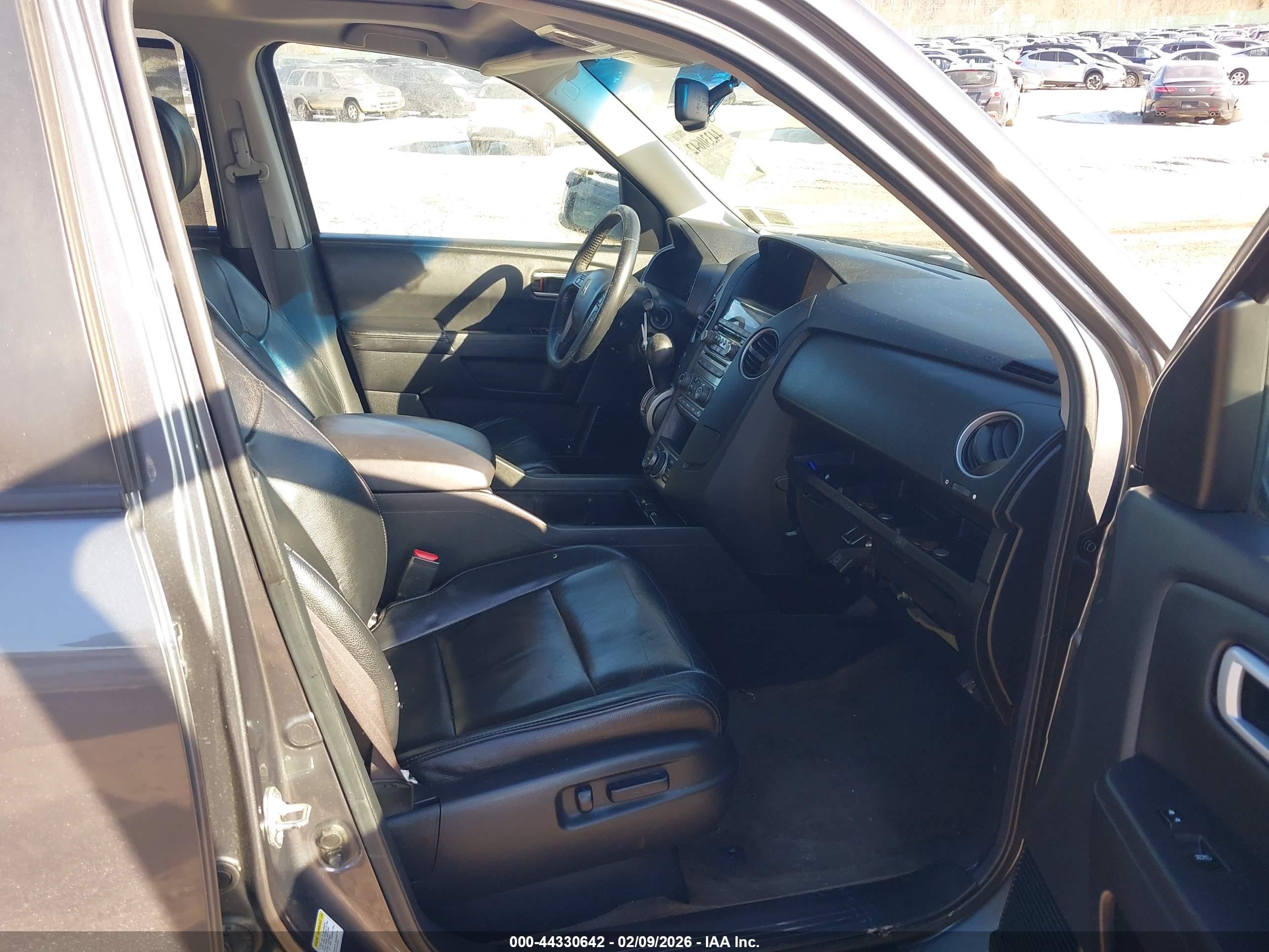 HONDA PILOT image 5