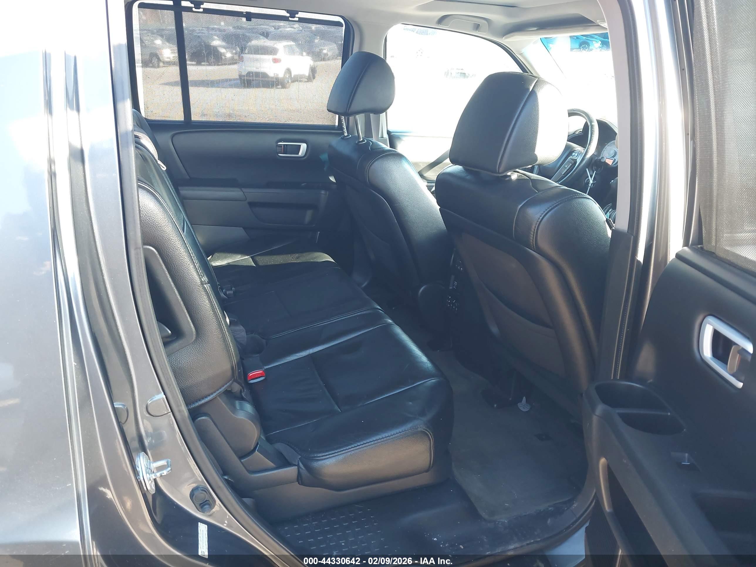 HONDA PILOT image 8