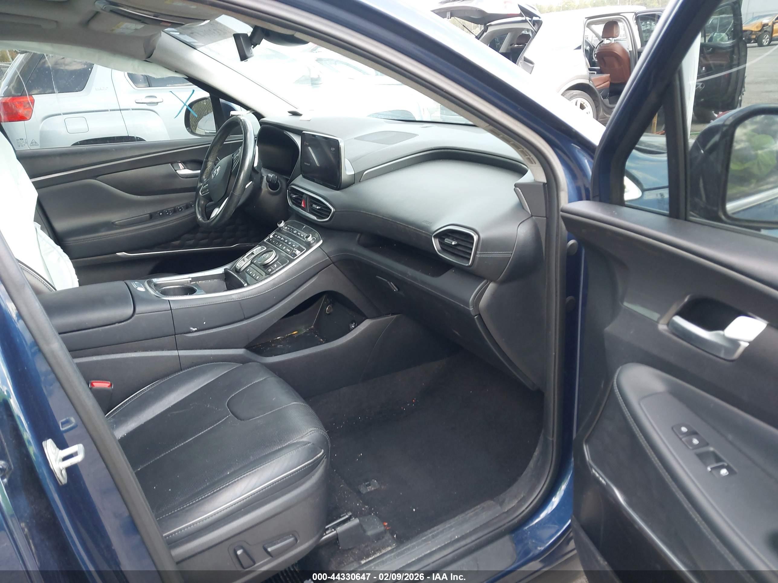 HYUNDAI SANTA image 5
