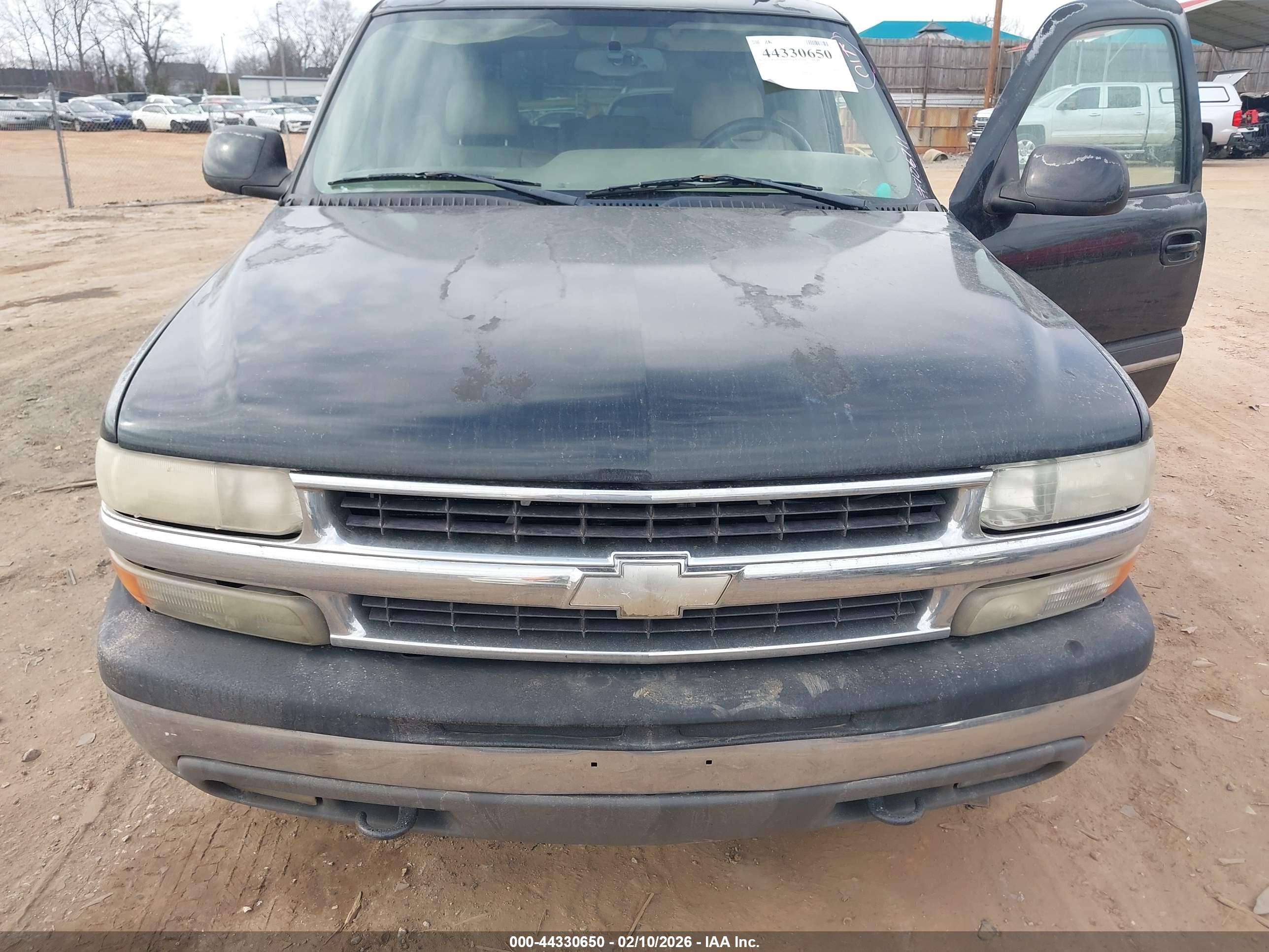 CHEVROLET TAHOE image 6