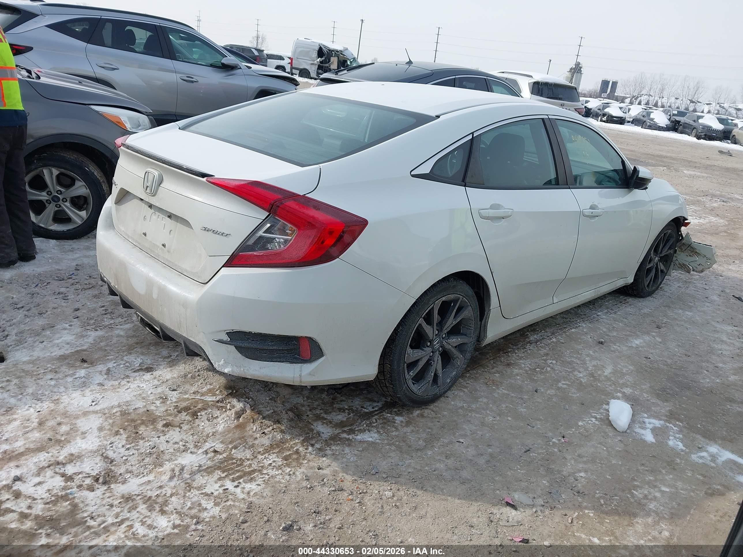 HONDA CIVIC image 4