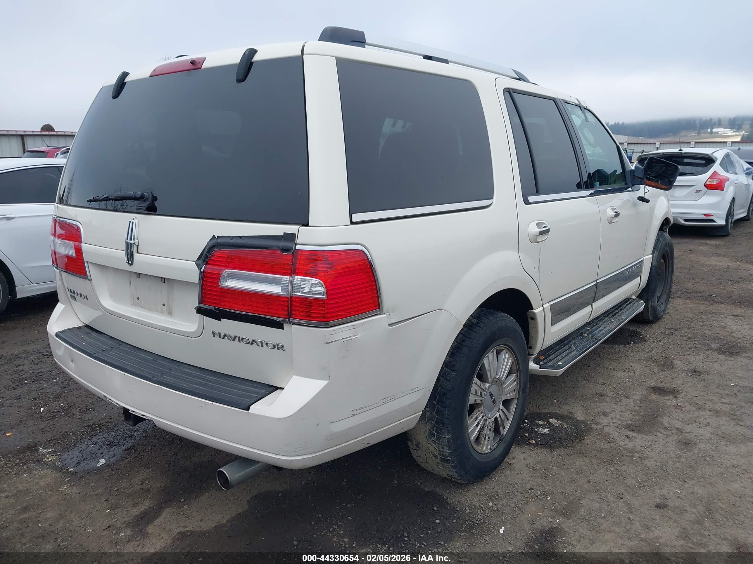 LINCOLN NAVIGATOR image 4