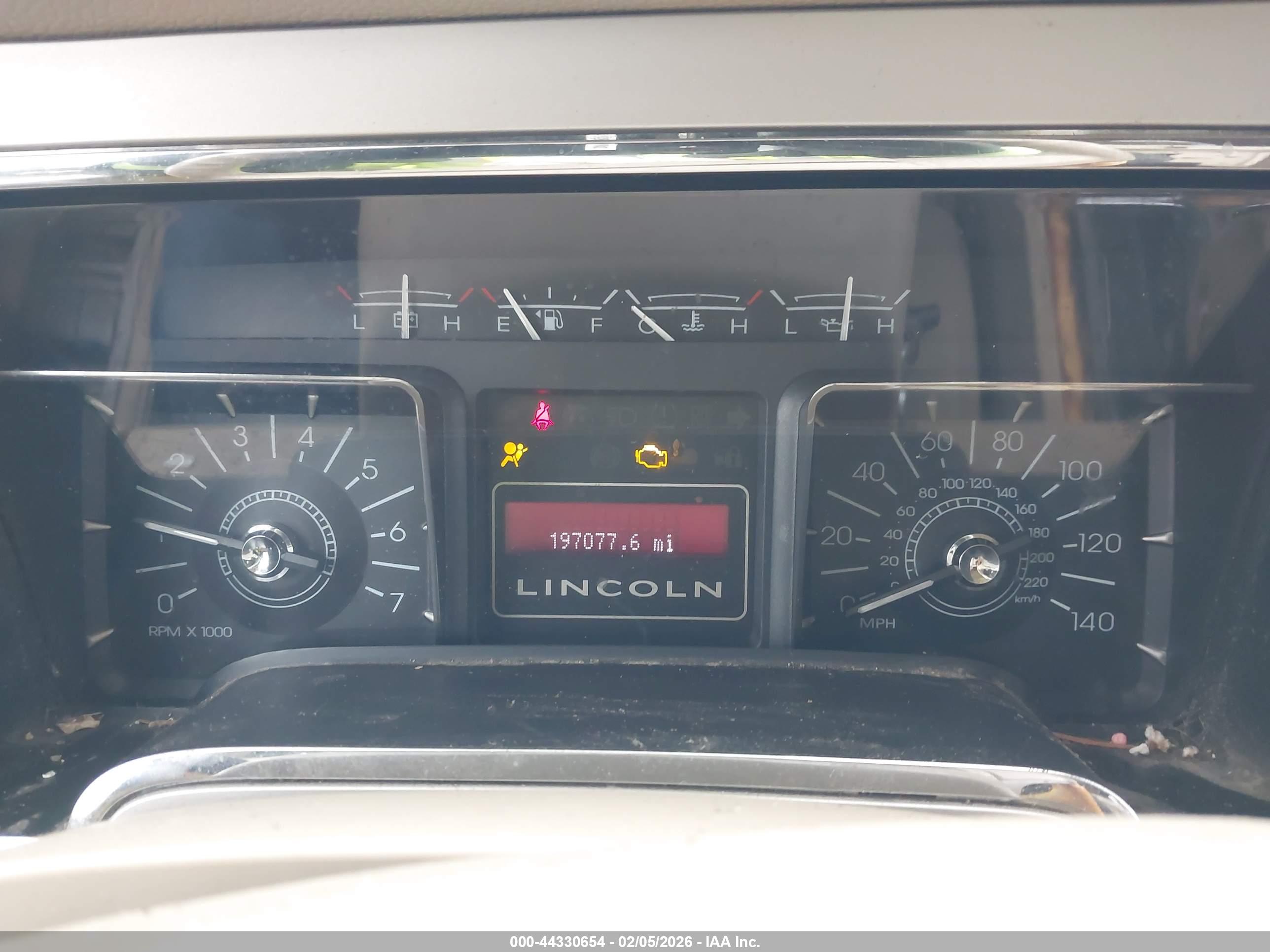 LINCOLN NAVIGATOR image 7