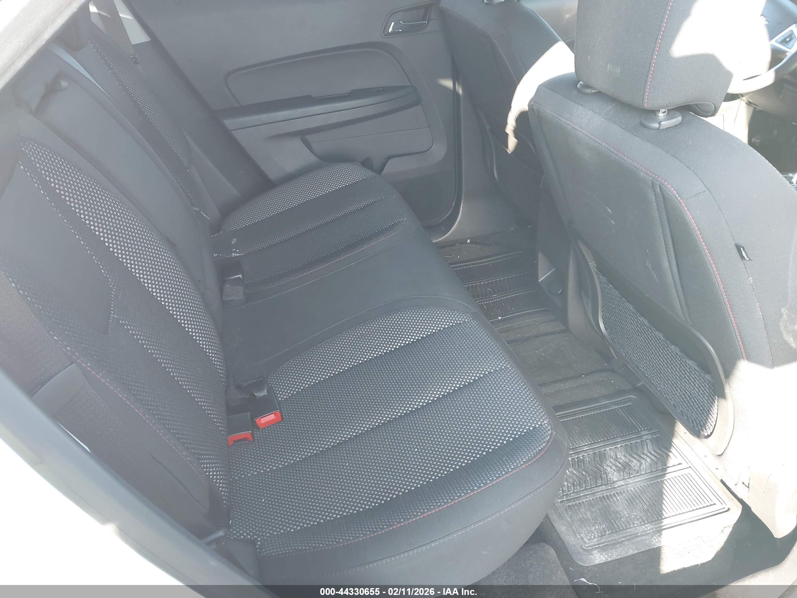 CHEVROLET EQUINOX image 8