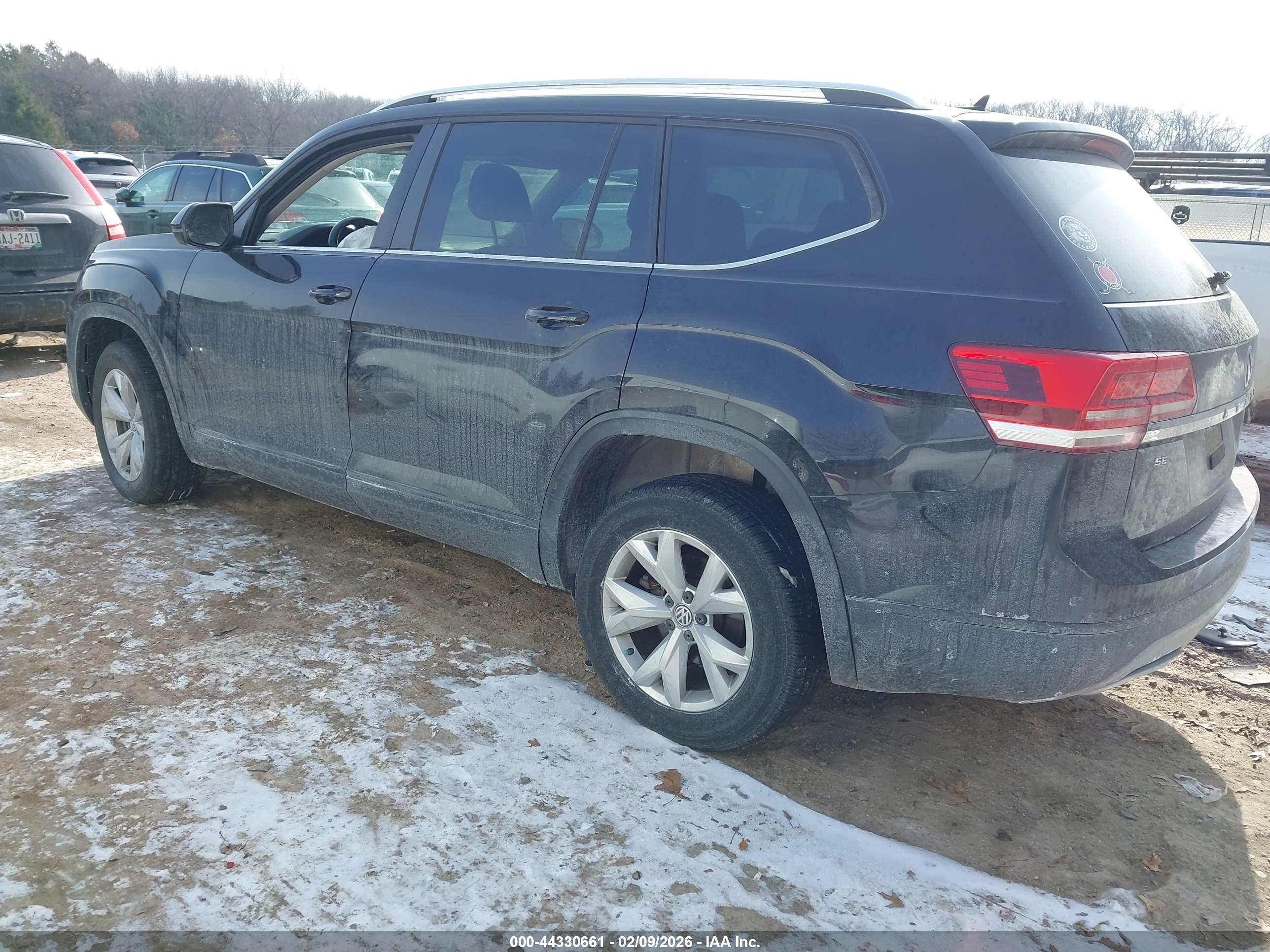 VOLKSWAGEN ATLAS image 3