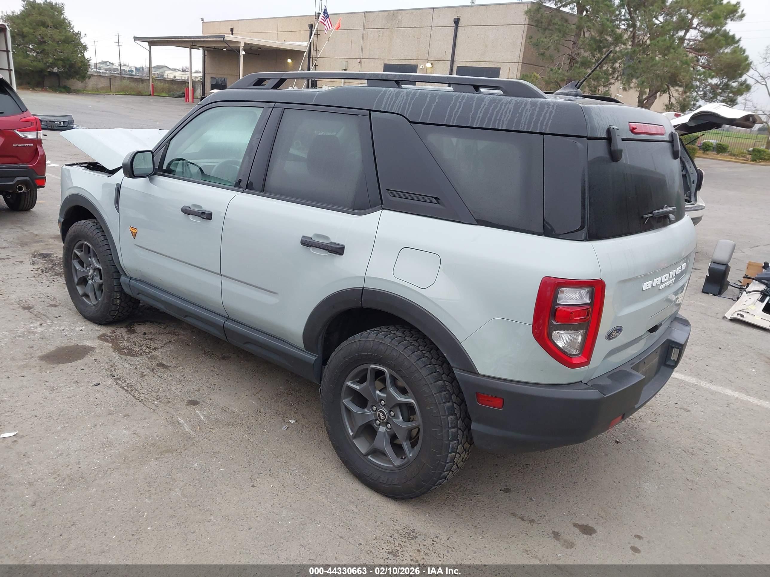 FORD BRONCO image 3