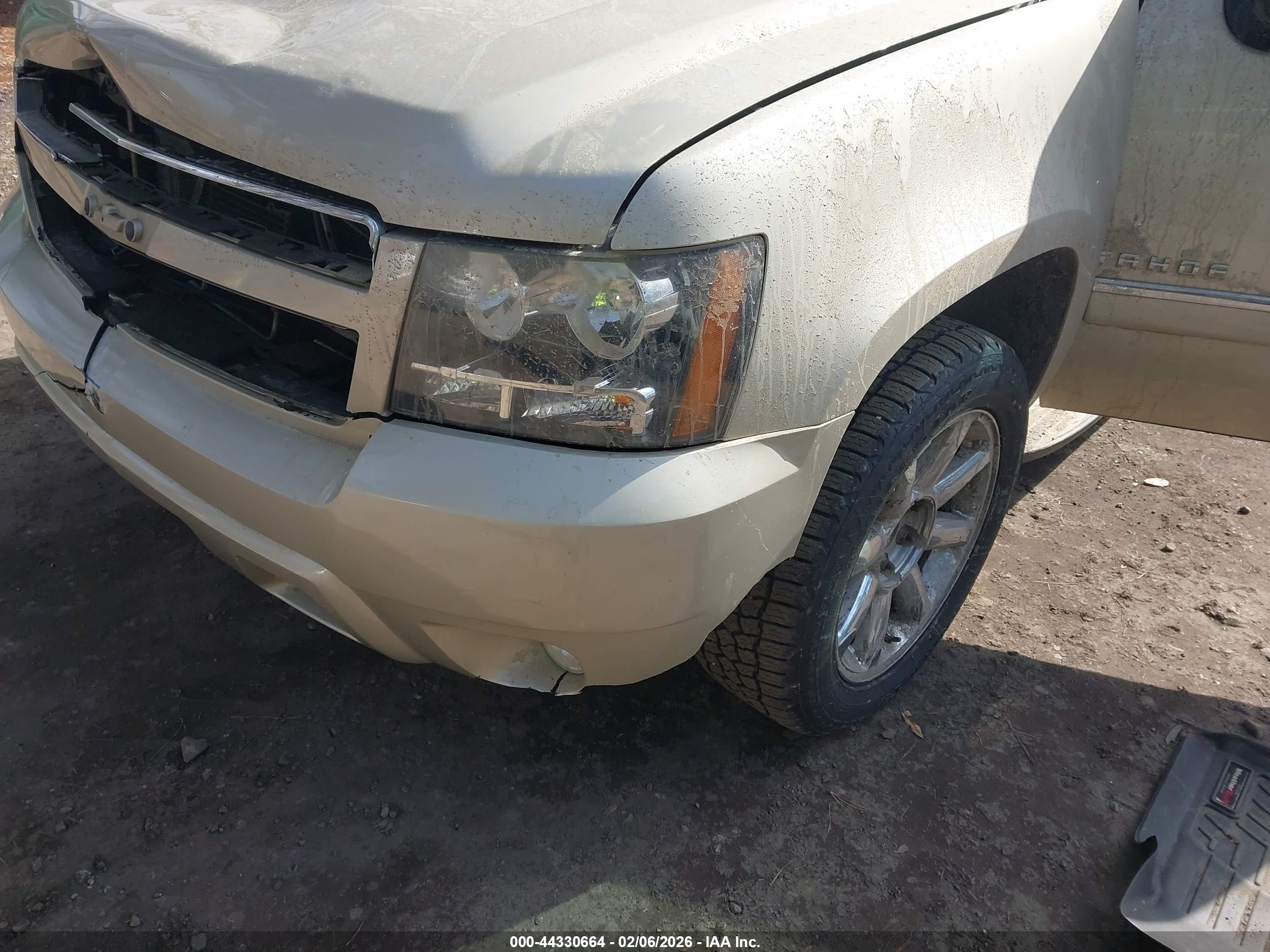 CHEVROLET TAHOE image 6