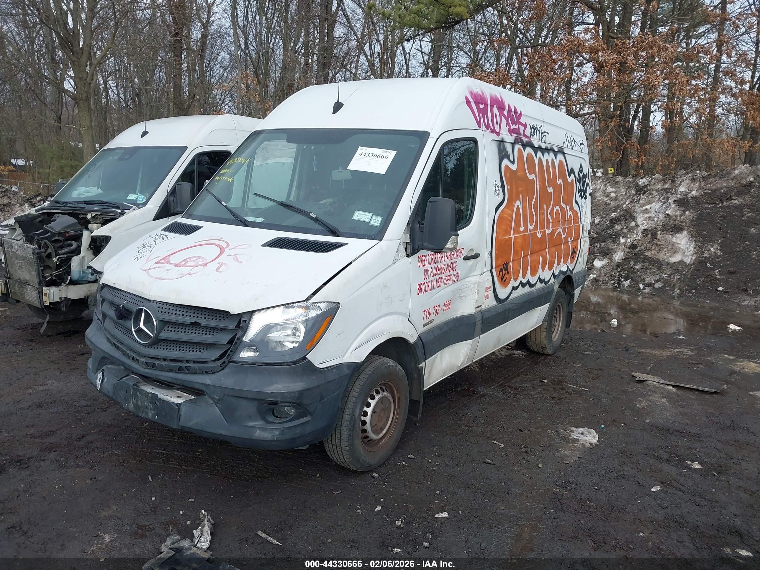 MERCEDES-BENZ SPRINTER image 2