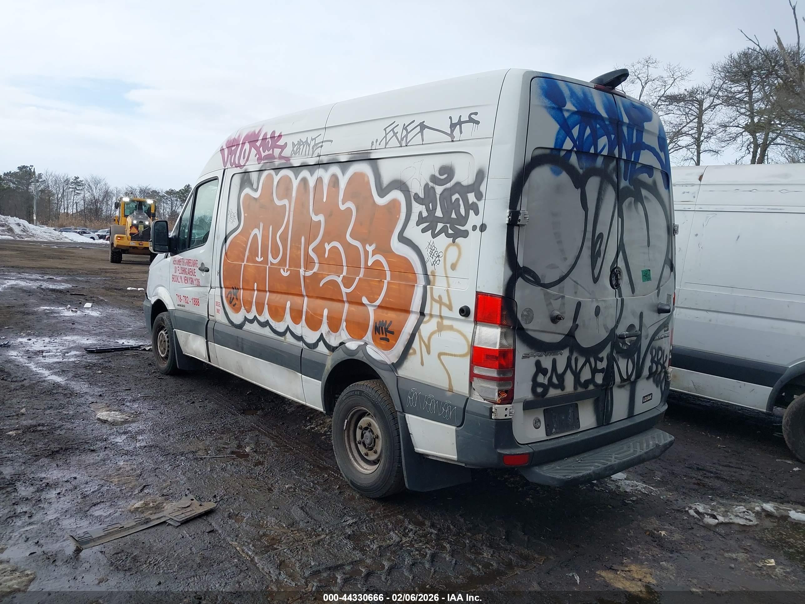 MERCEDES-BENZ SPRINTER image 3