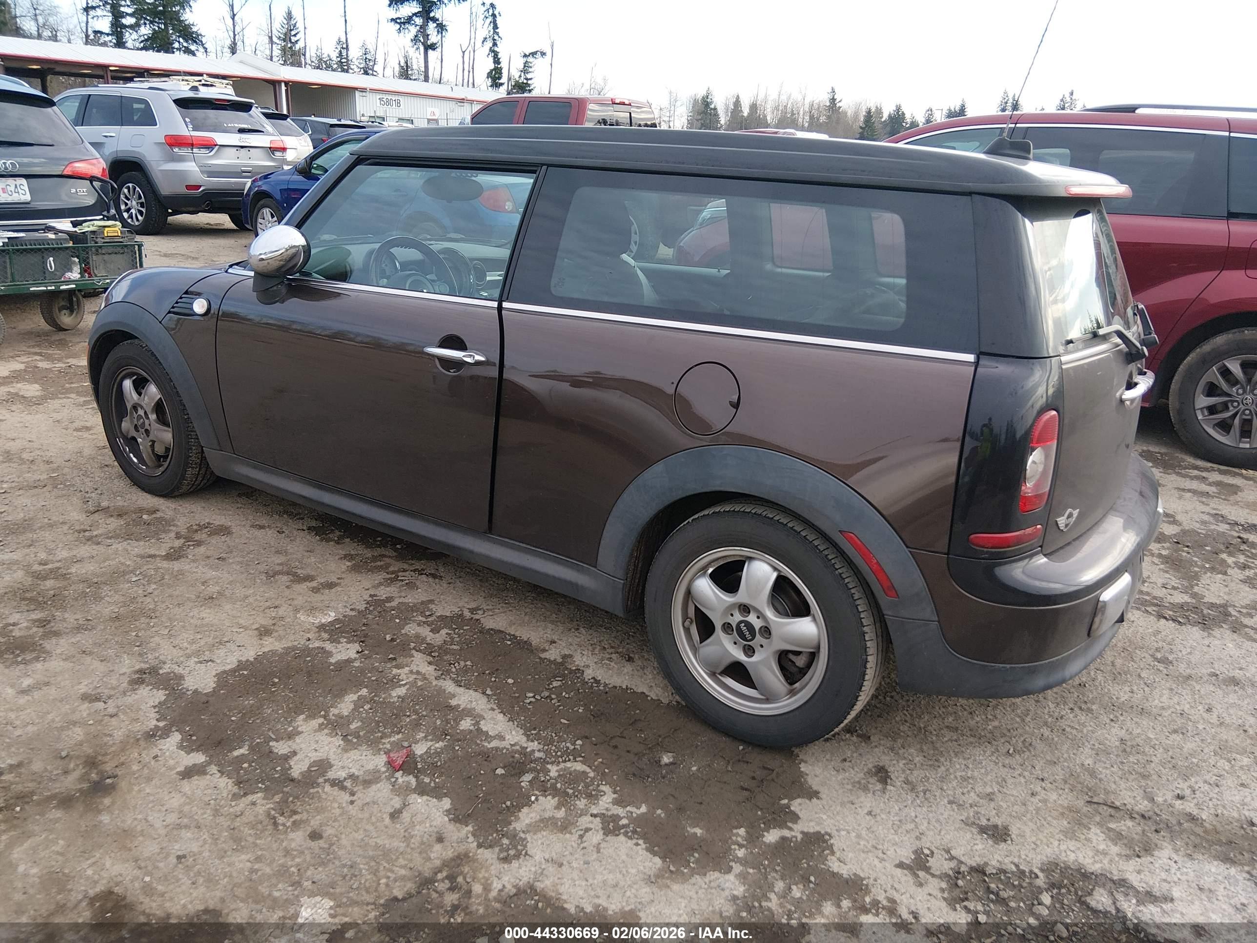 MINI COOPER image 3