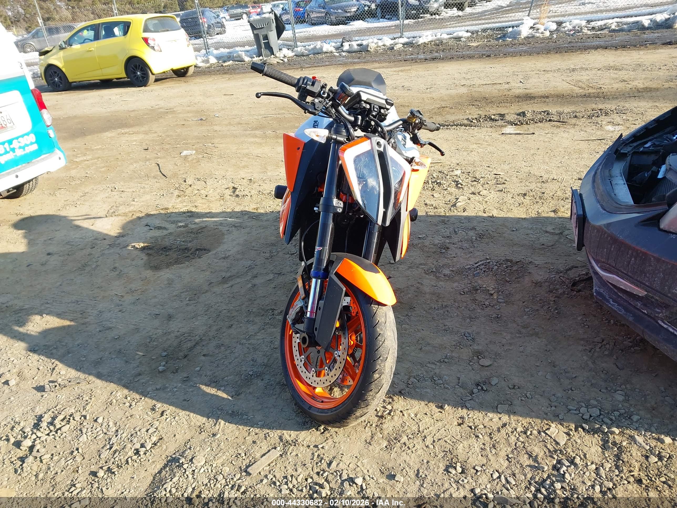 KTM 1290 image 5