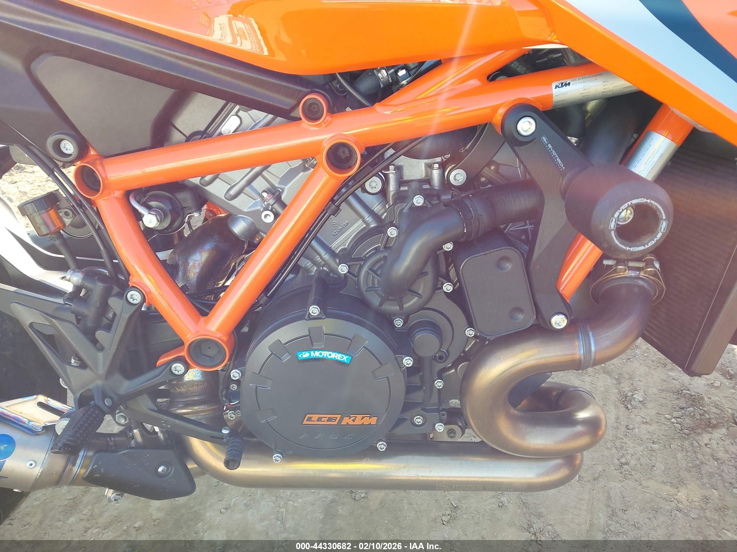 KTM 1290 image 8