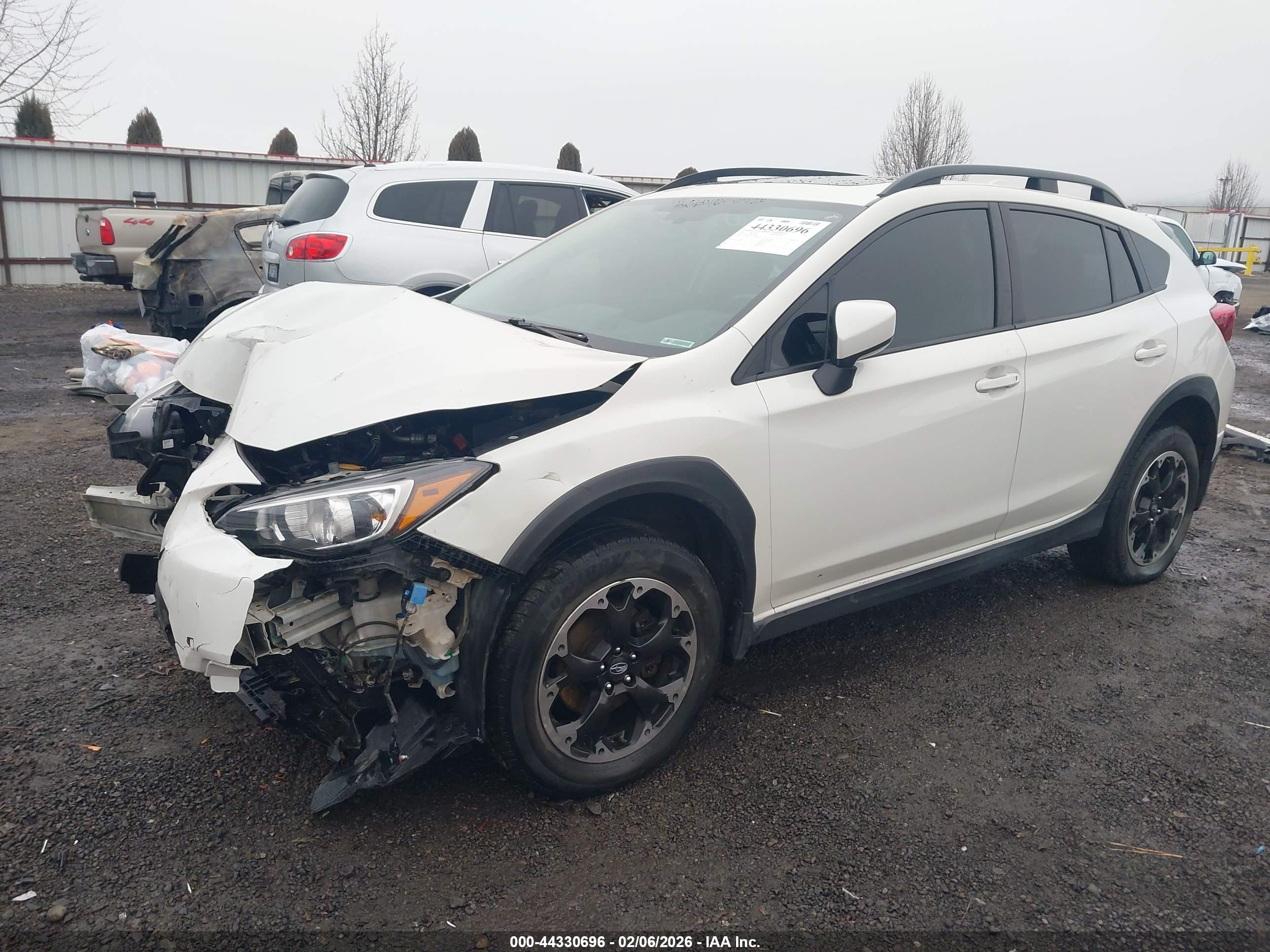 SUBARU CROSSTREK image 2