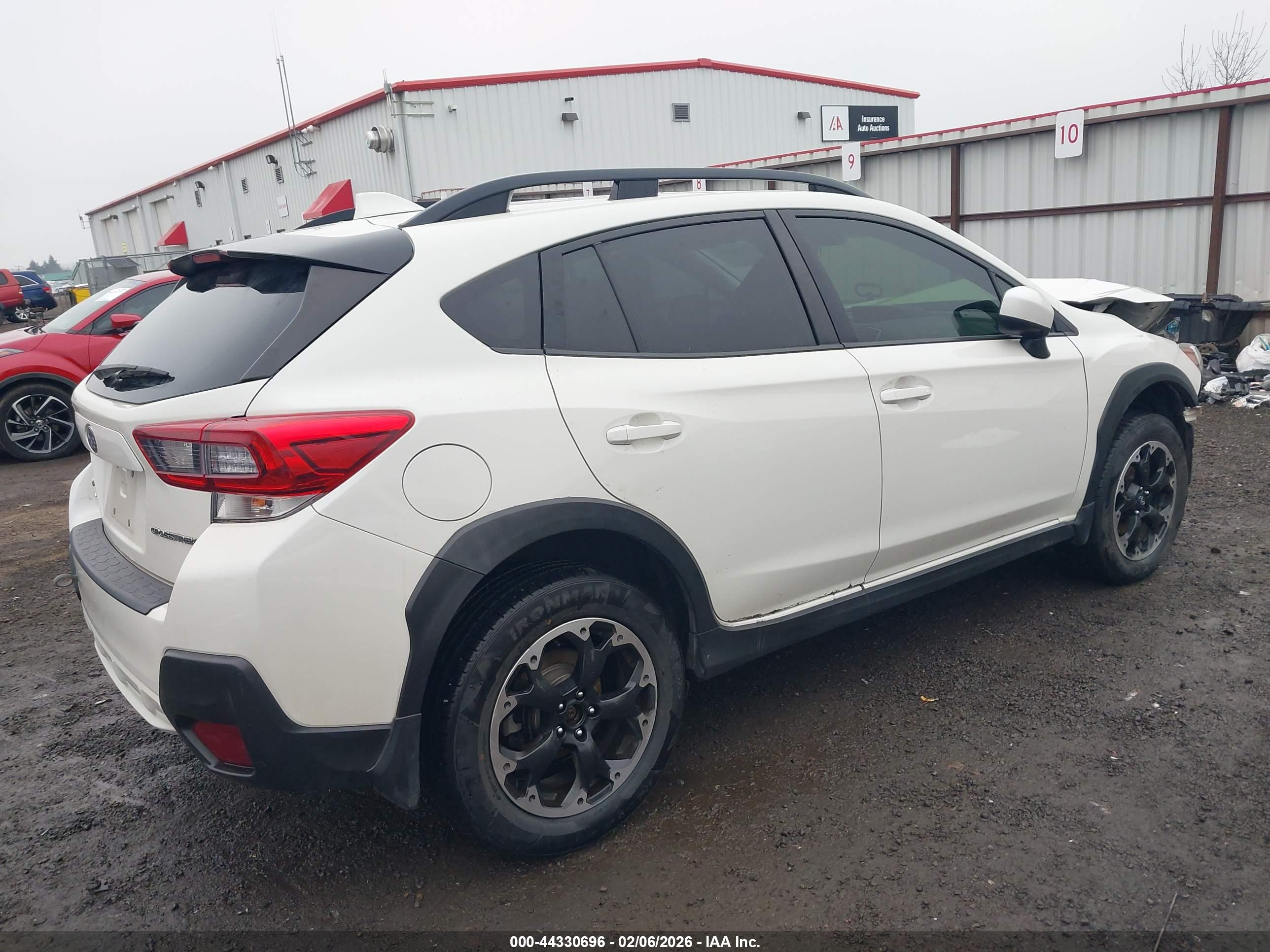 SUBARU CROSSTREK image 4