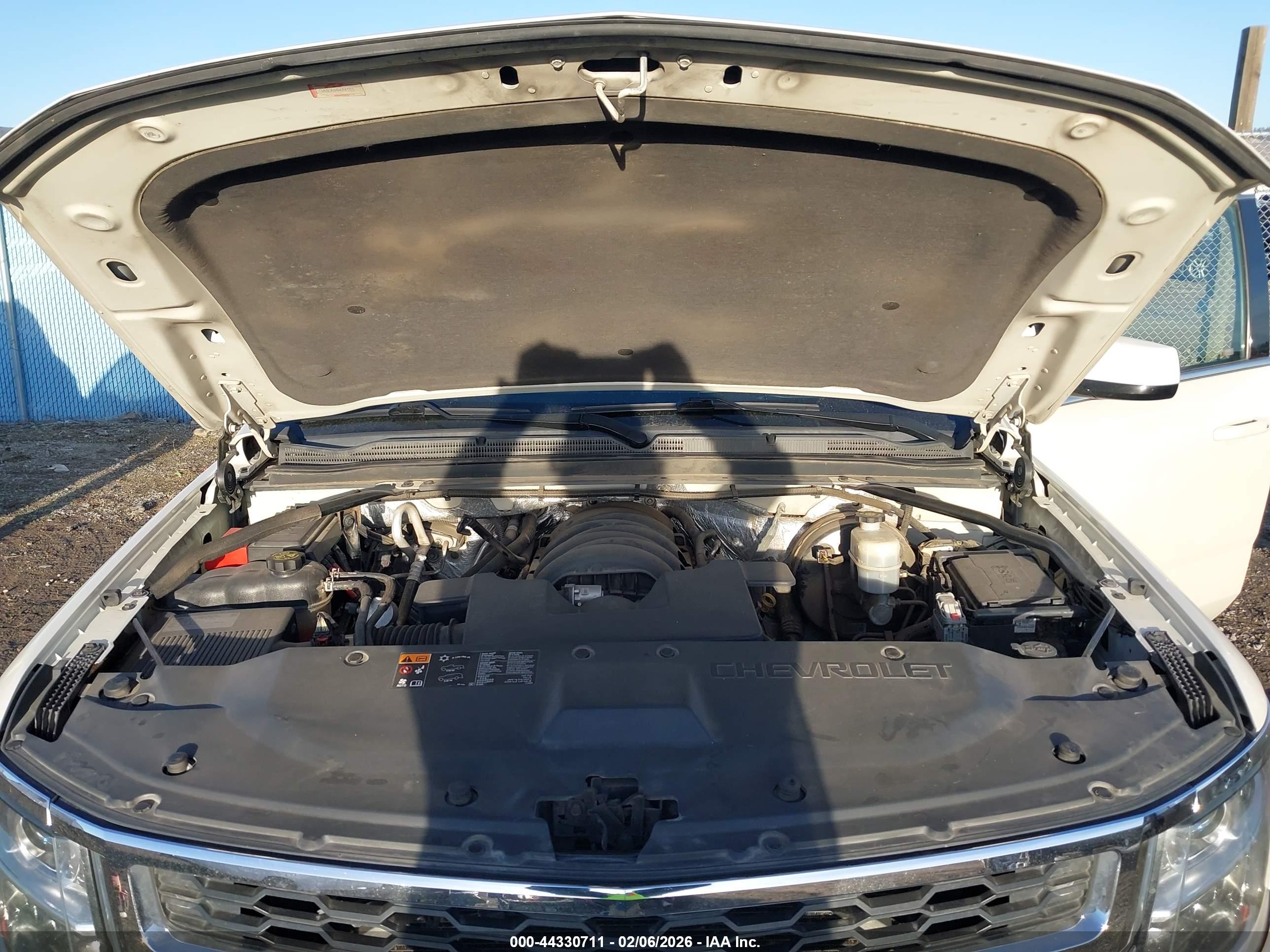 CHEVROLET TAHOE image 10