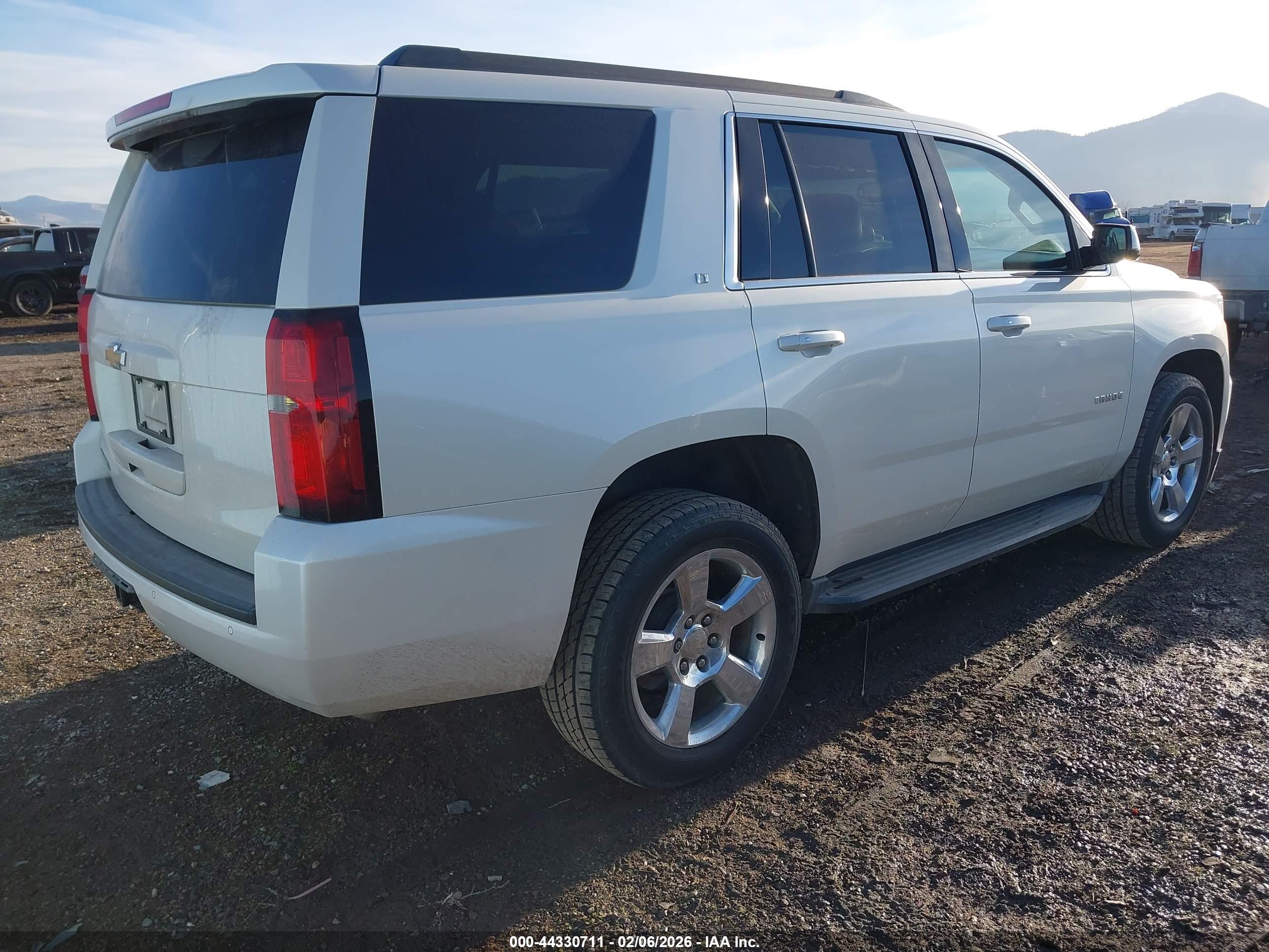 CHEVROLET TAHOE image 4