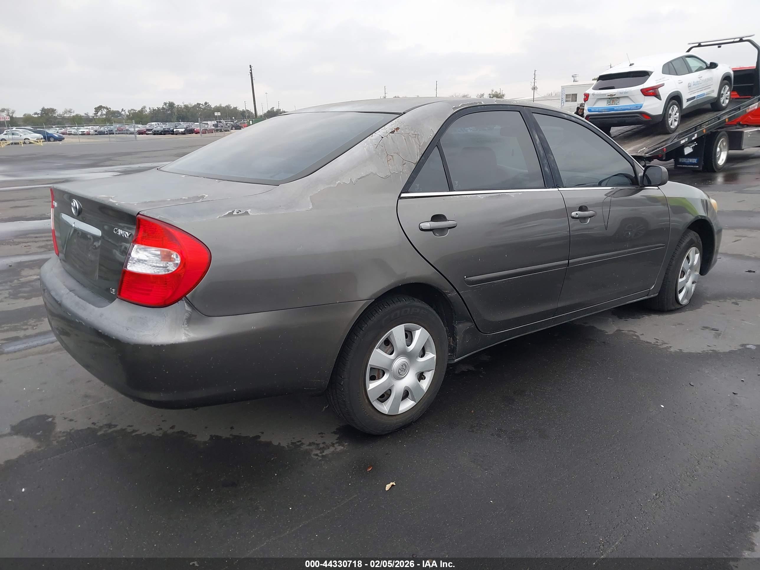 TOYOTA CAMRY image 4