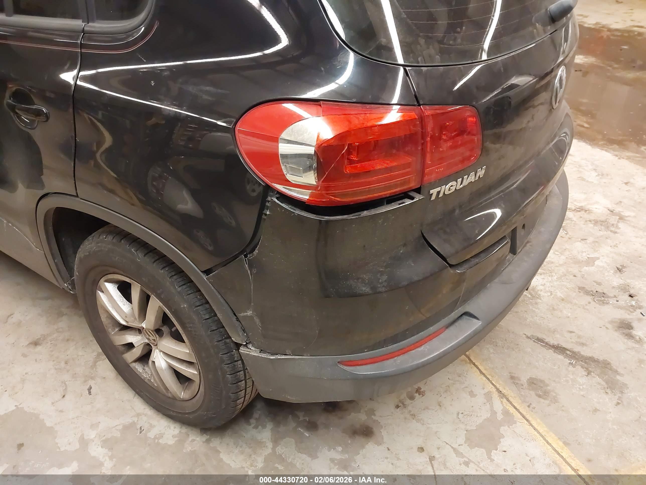 VOLKSWAGEN TIGUAN image 6