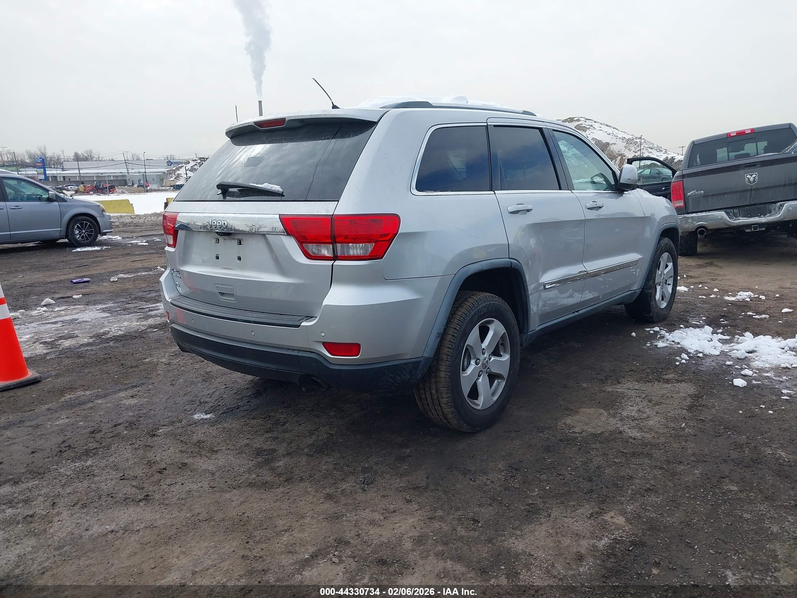 JEEP GRAND image 4