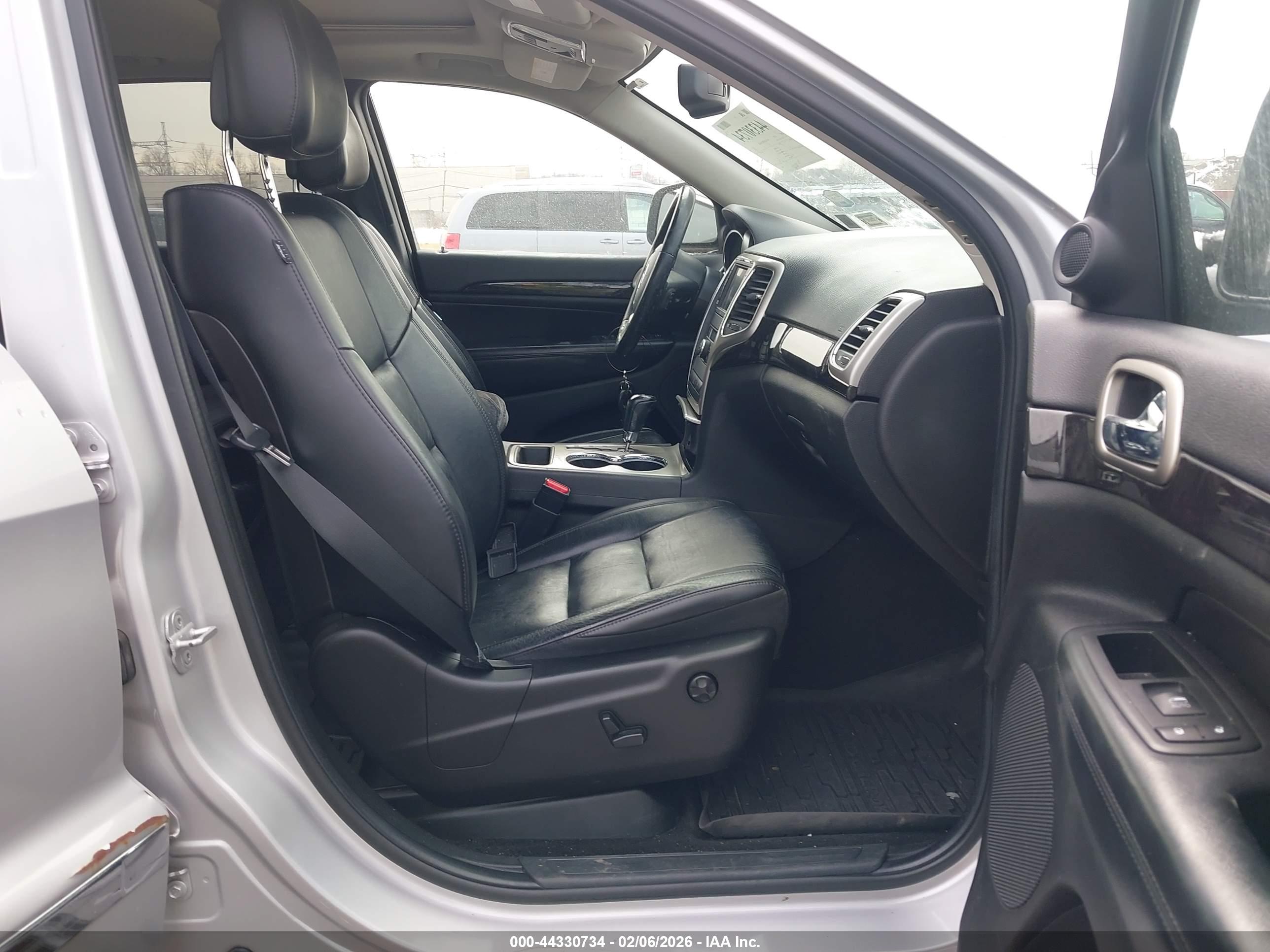 JEEP GRAND image 5