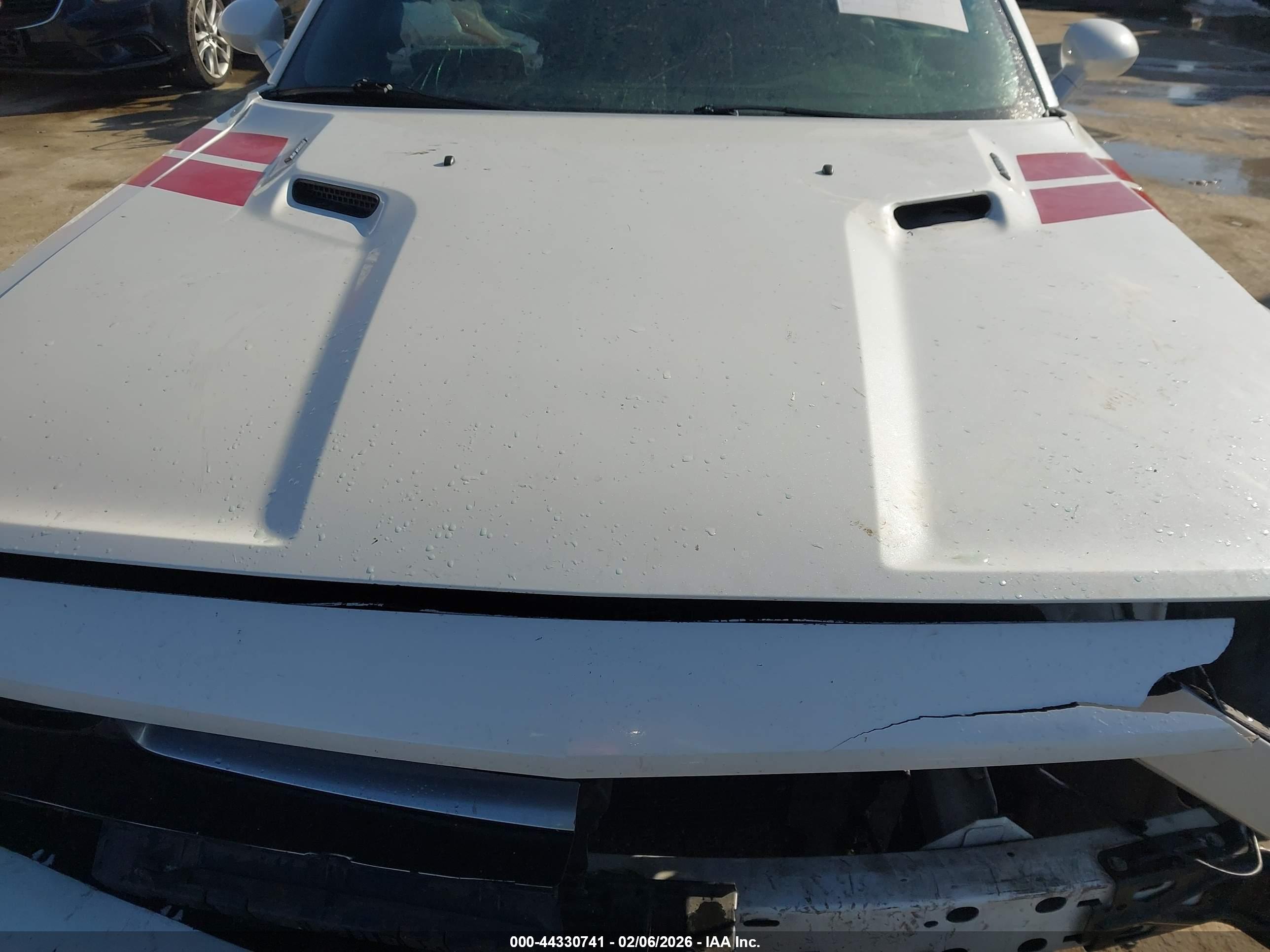 DODGE CHALLENGER image 10