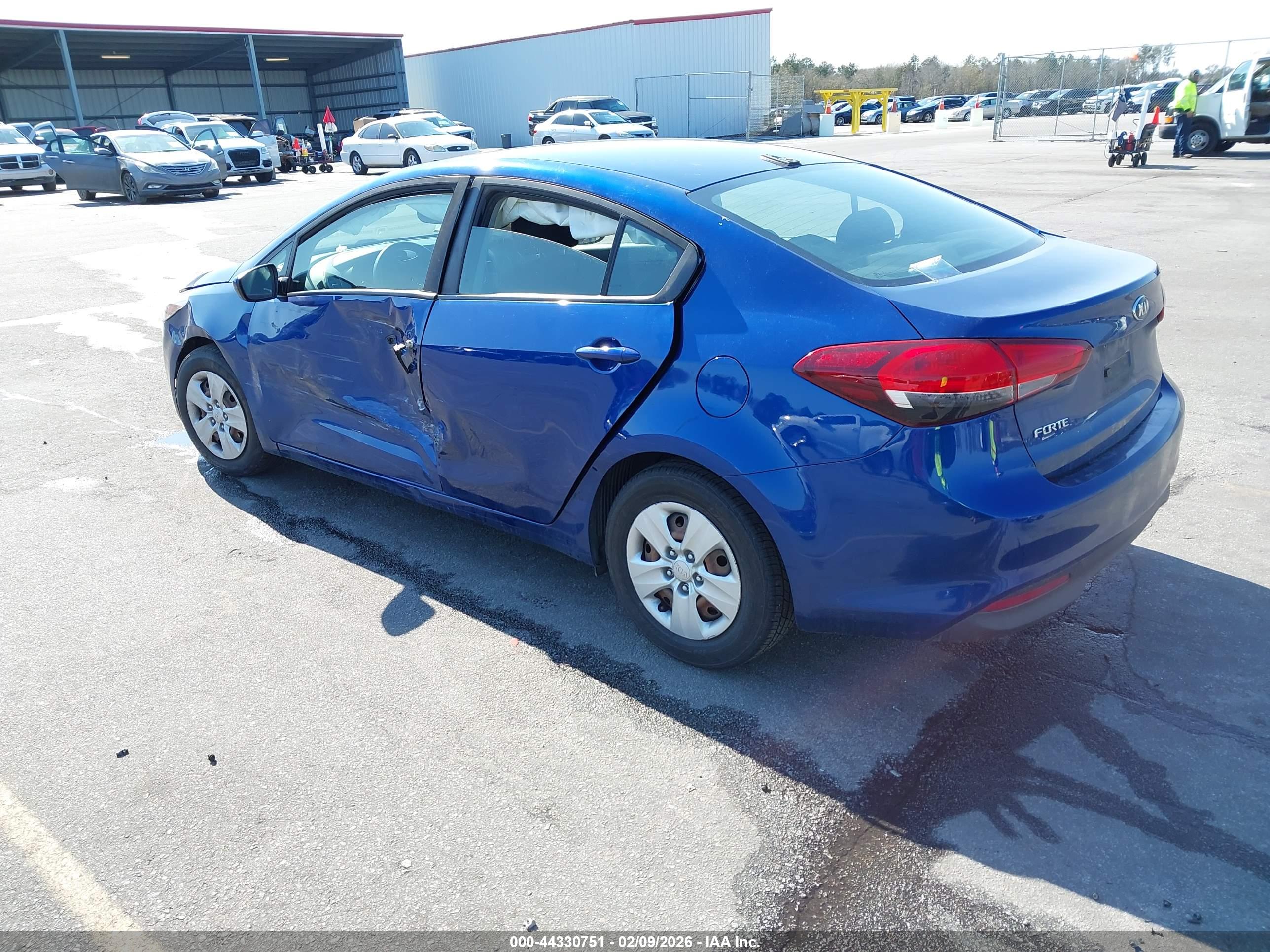KIA FORTE image 3