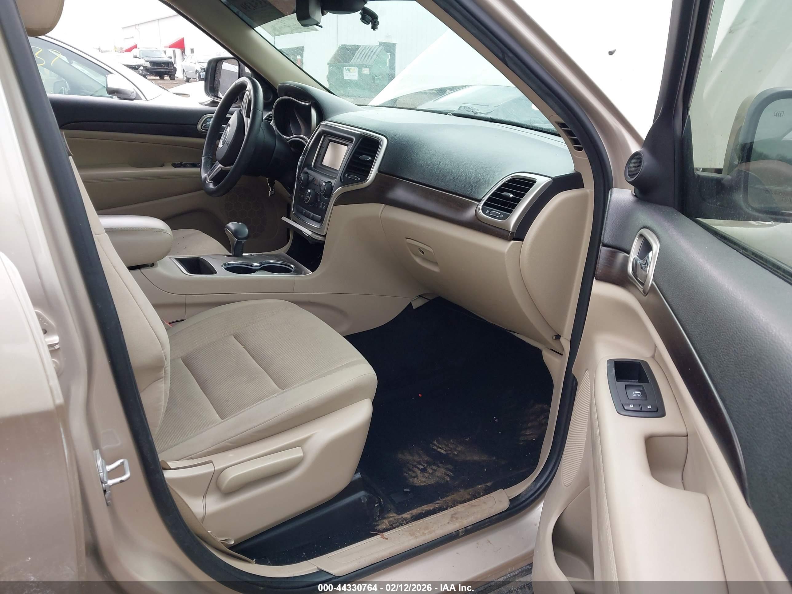 JEEP GRAND image 5