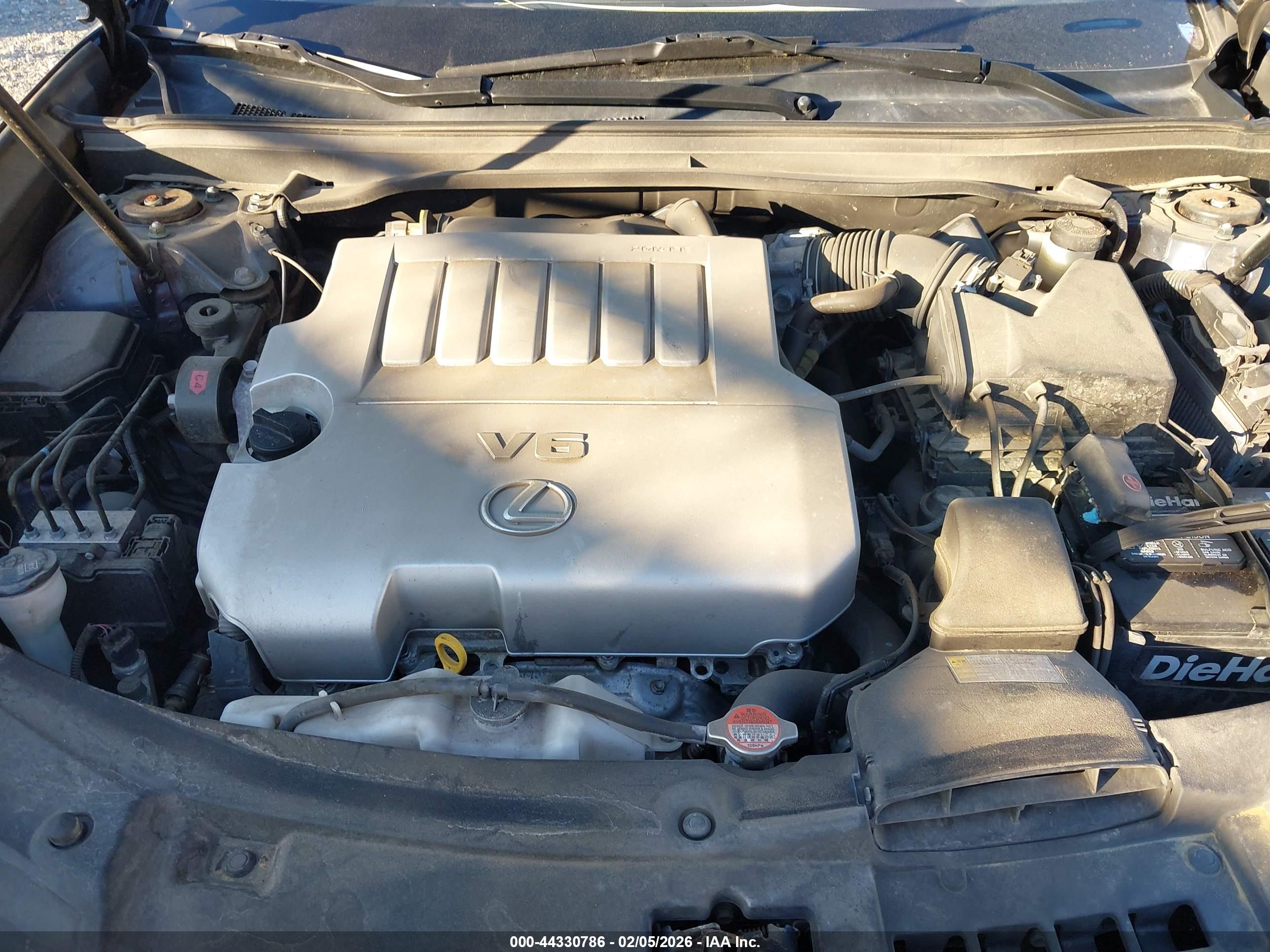 LEXUS ES image 10