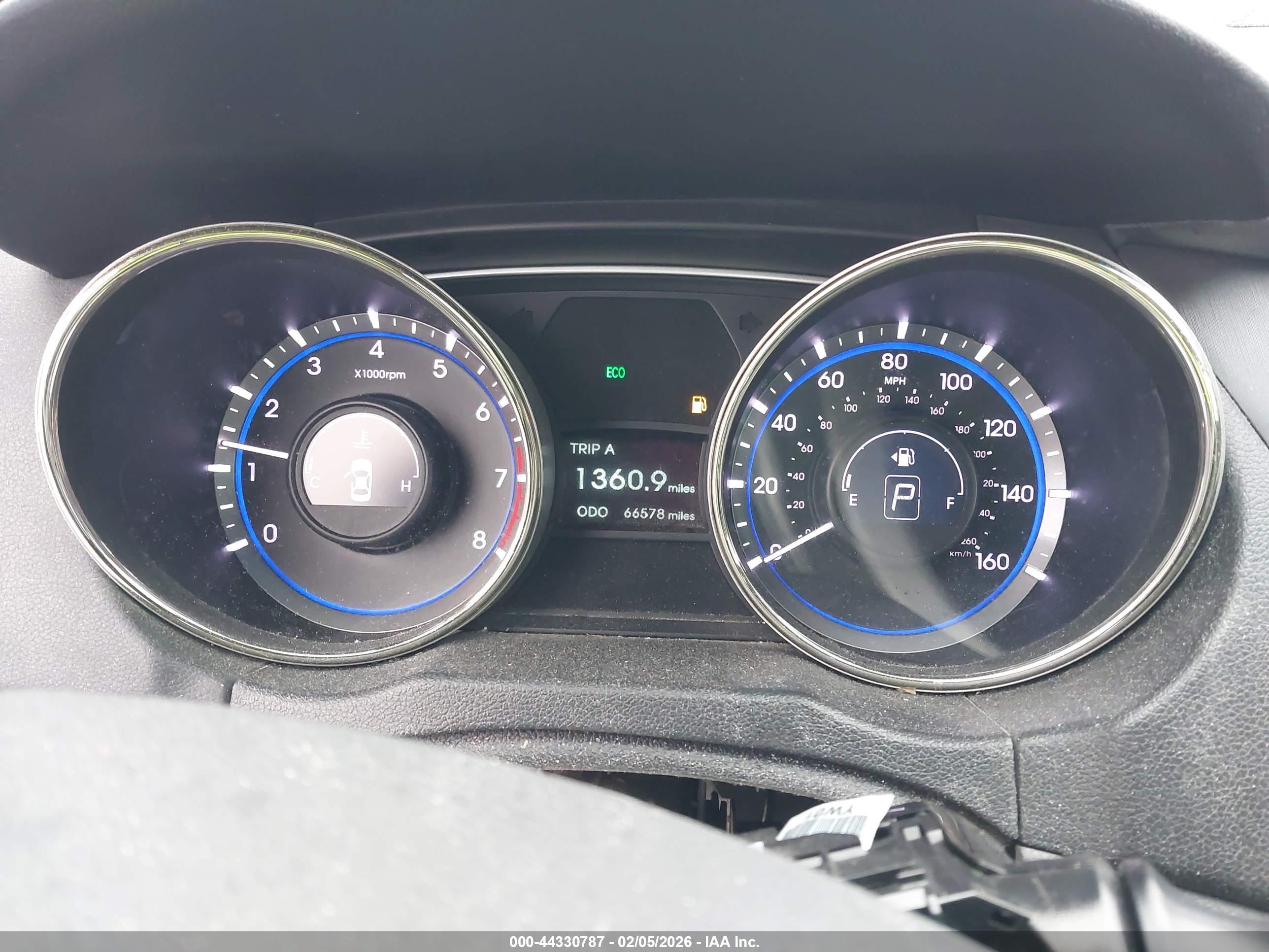 HYUNDAI SONATA image 7
