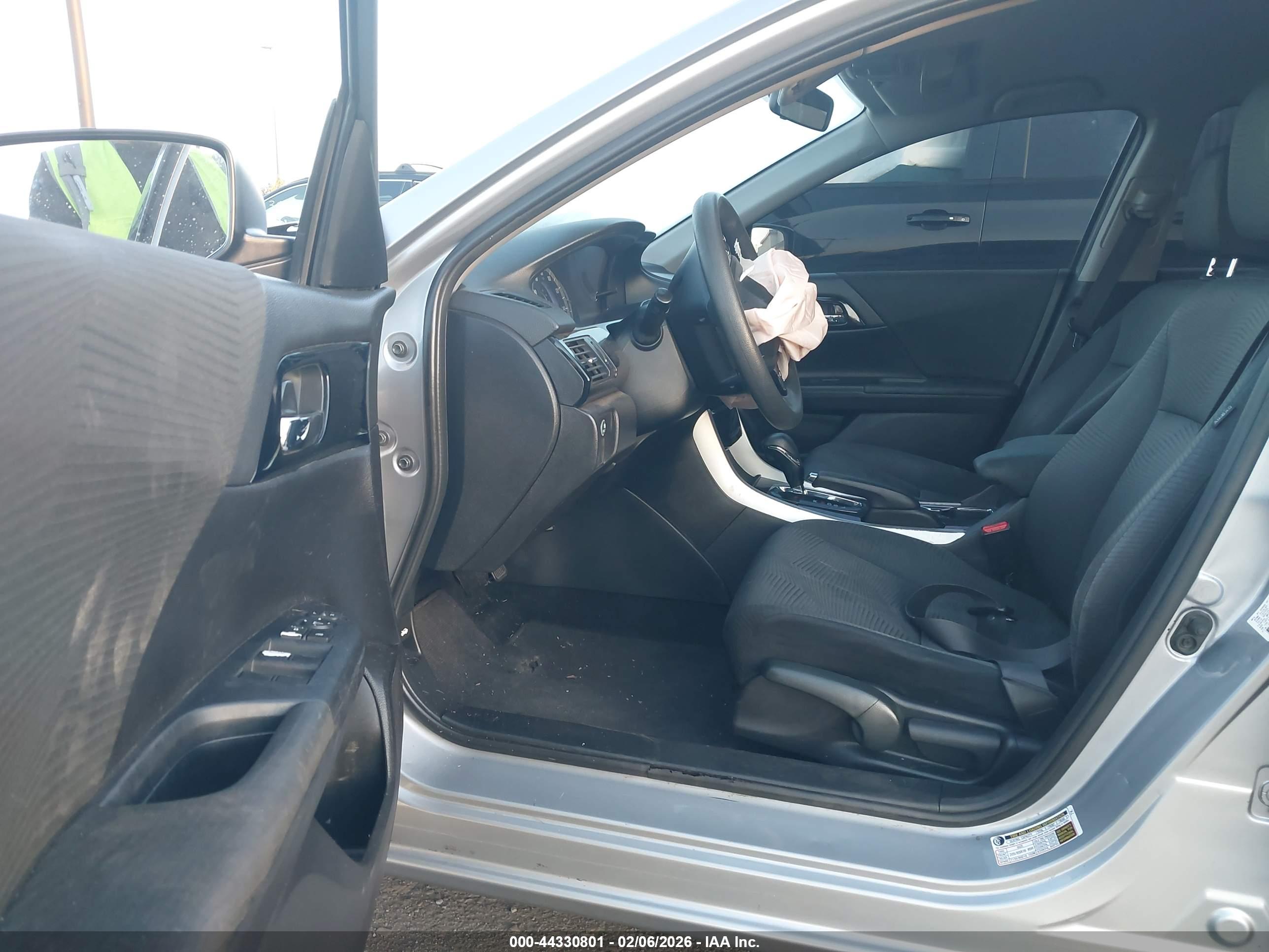 HONDA ACCORD image 5