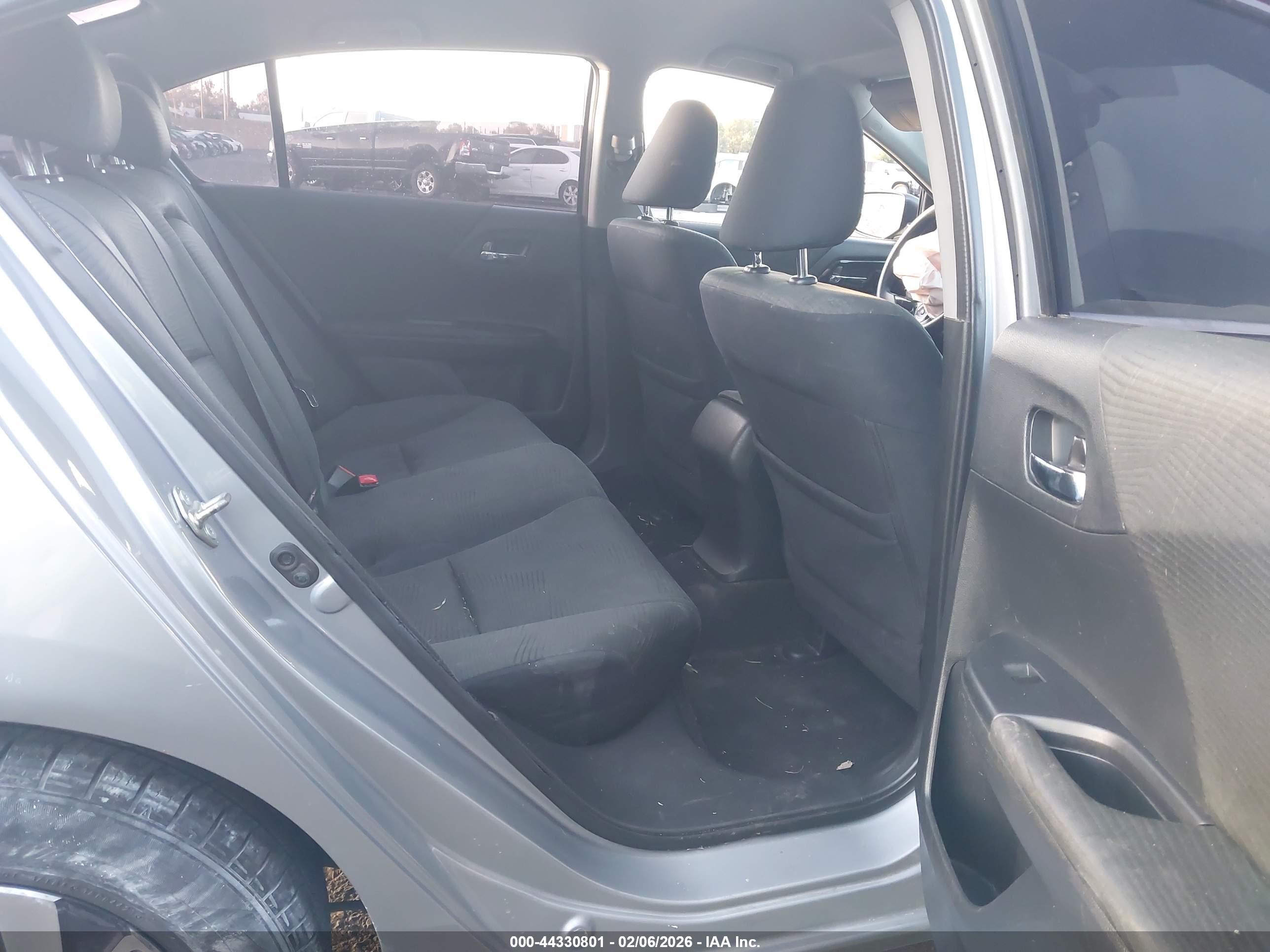 HONDA ACCORD image 8