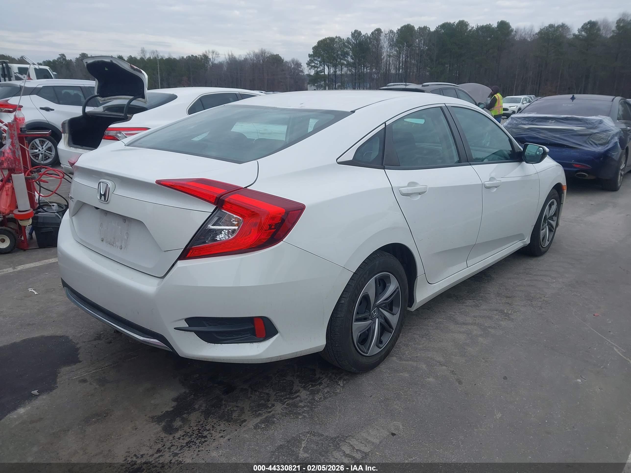 HONDA CIVIC image 4