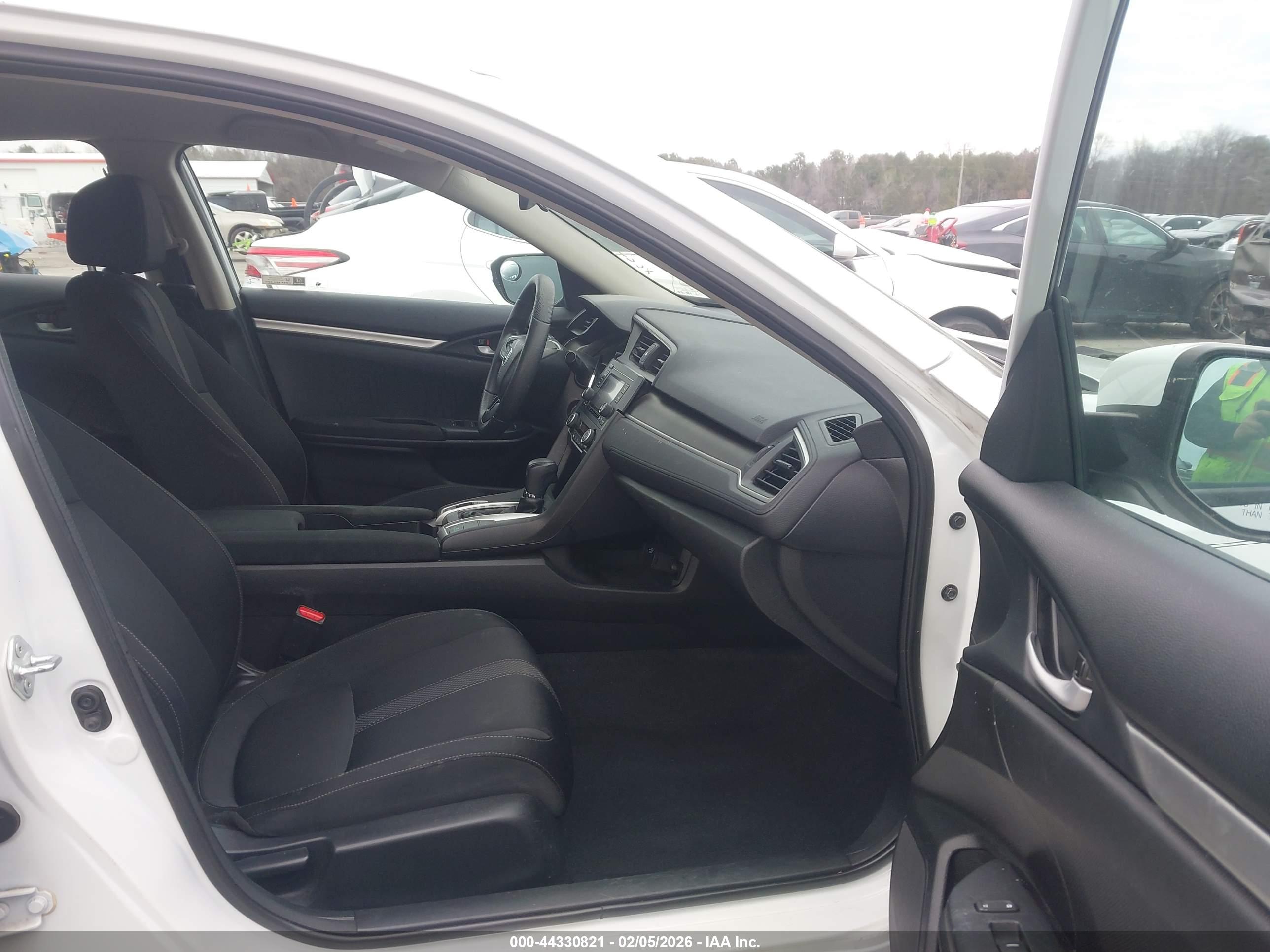 HONDA CIVIC image 5