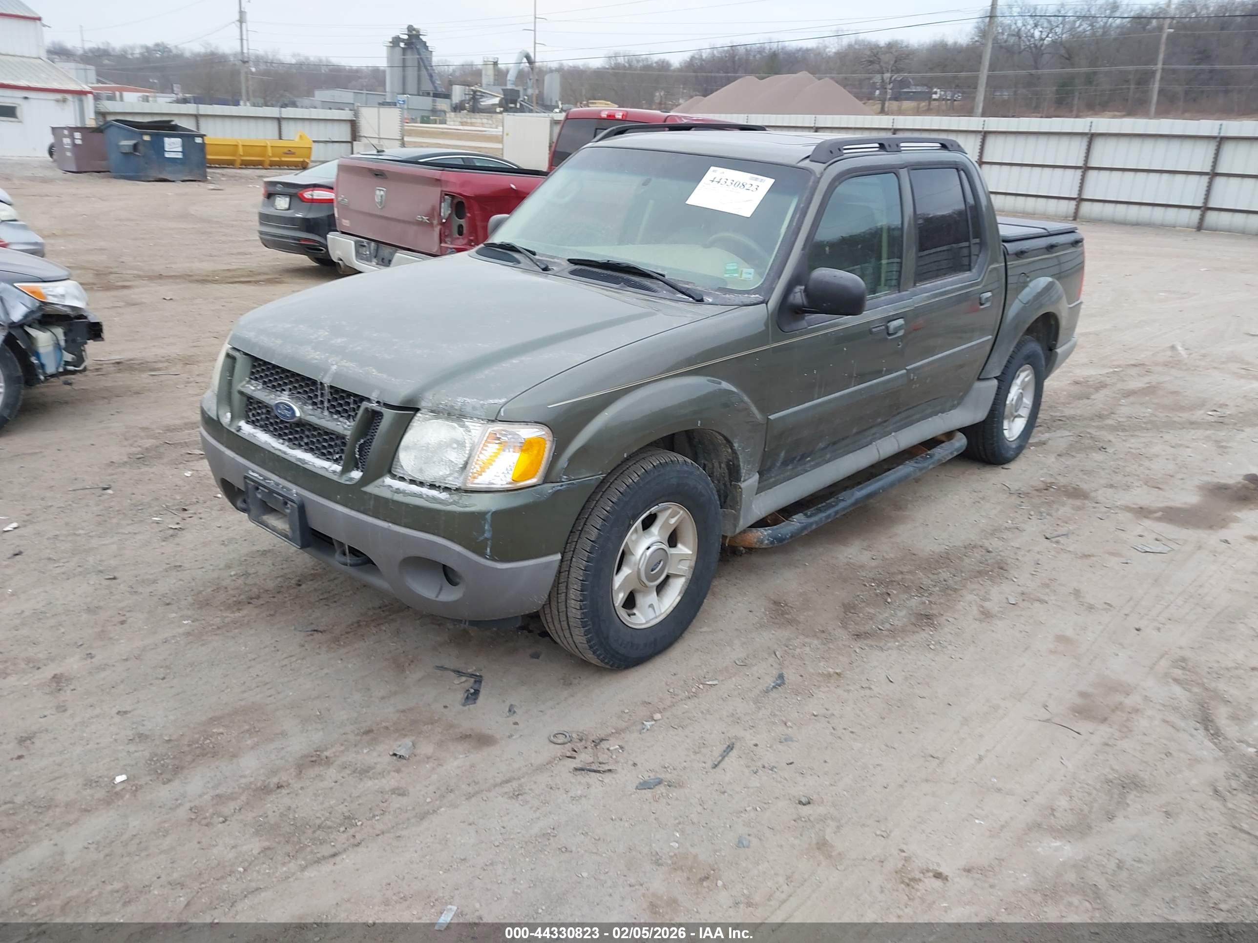 FORD EXPLORER image 2