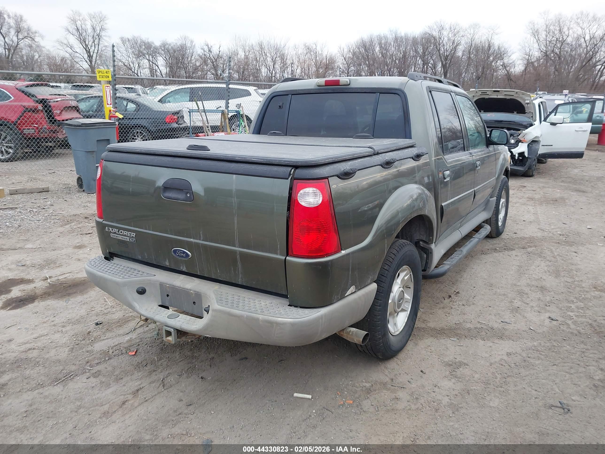 FORD EXPLORER image 4