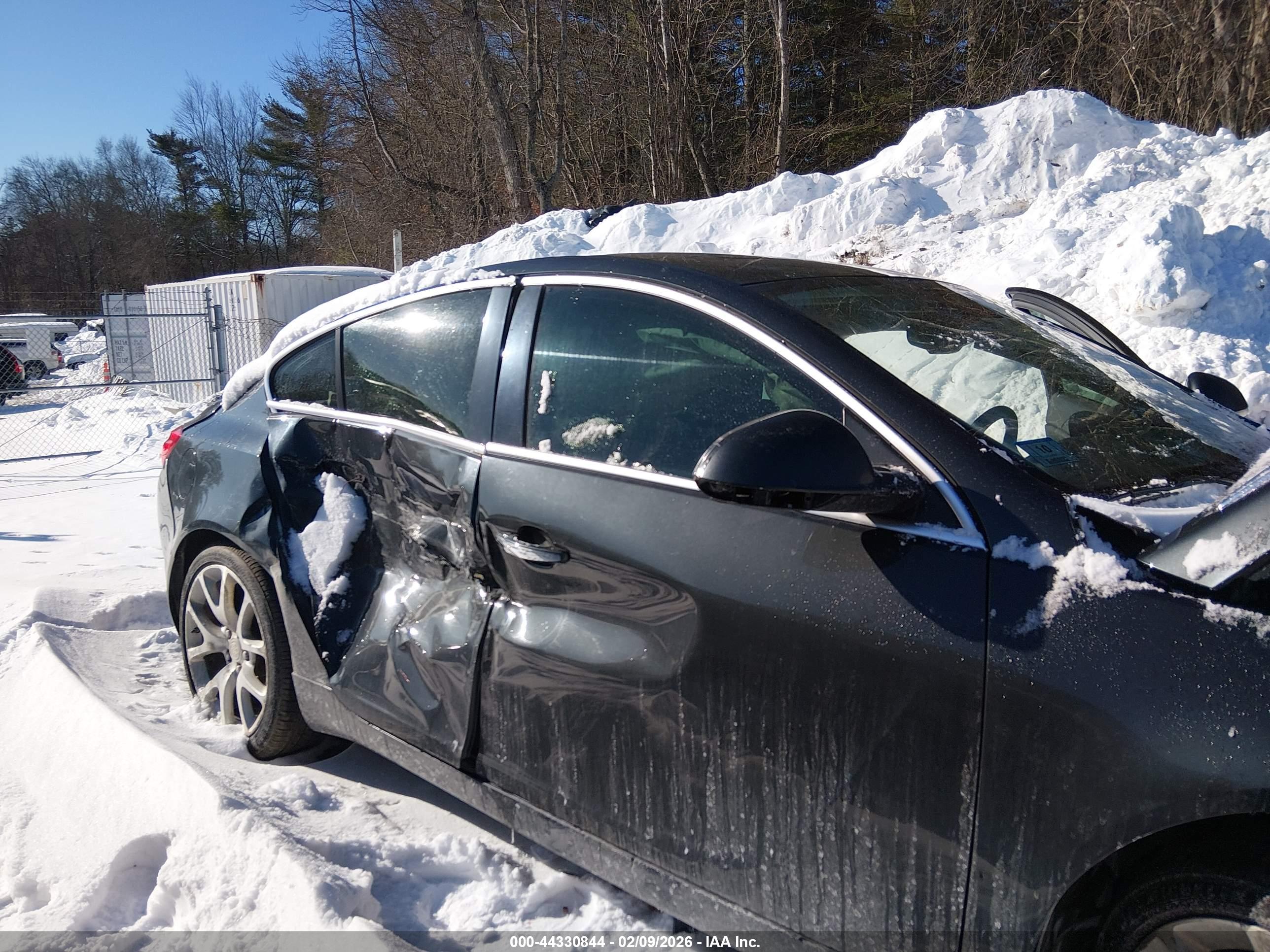 BUICK REGAL image 6