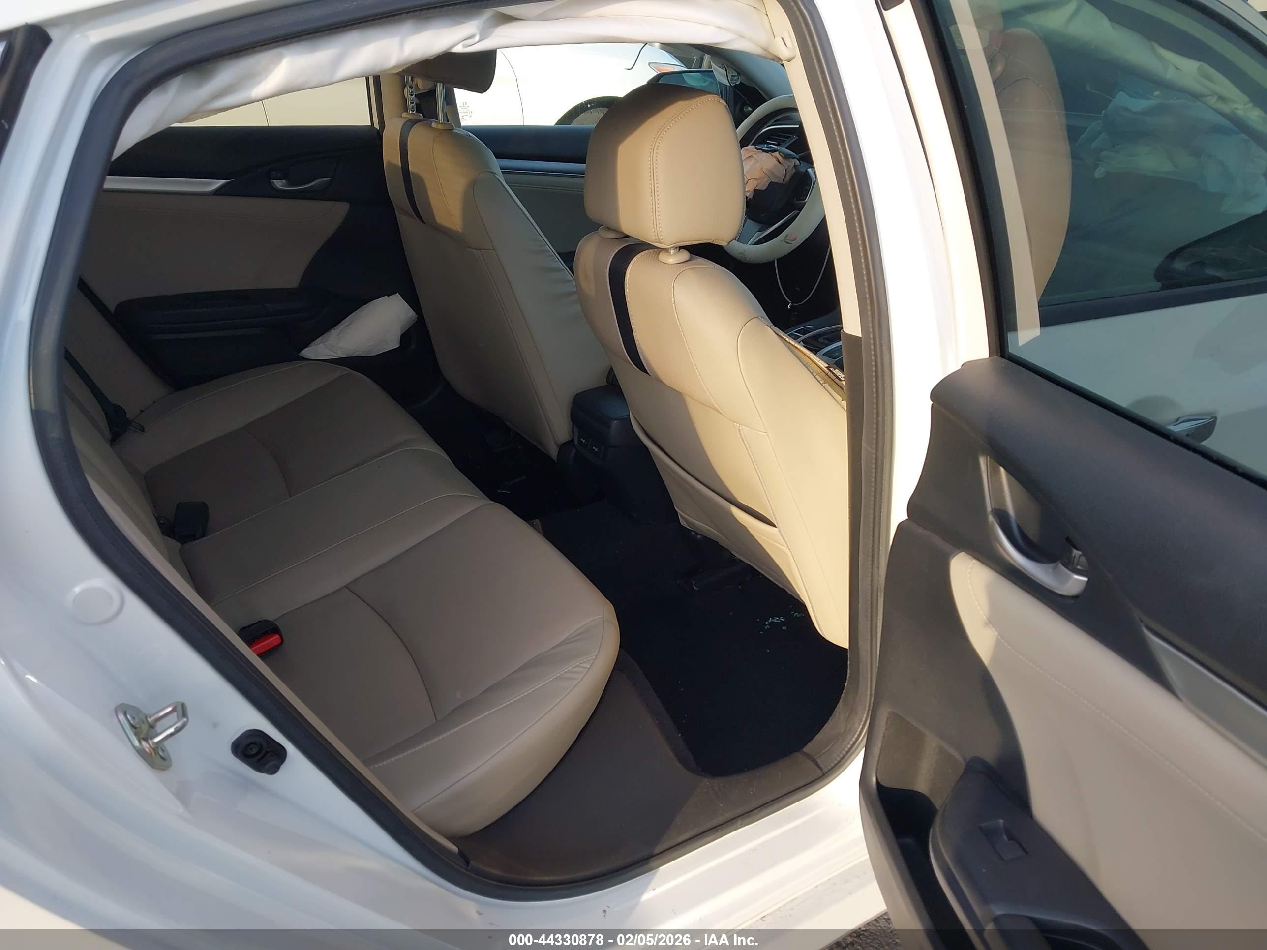 HONDA CIVIC image 8
