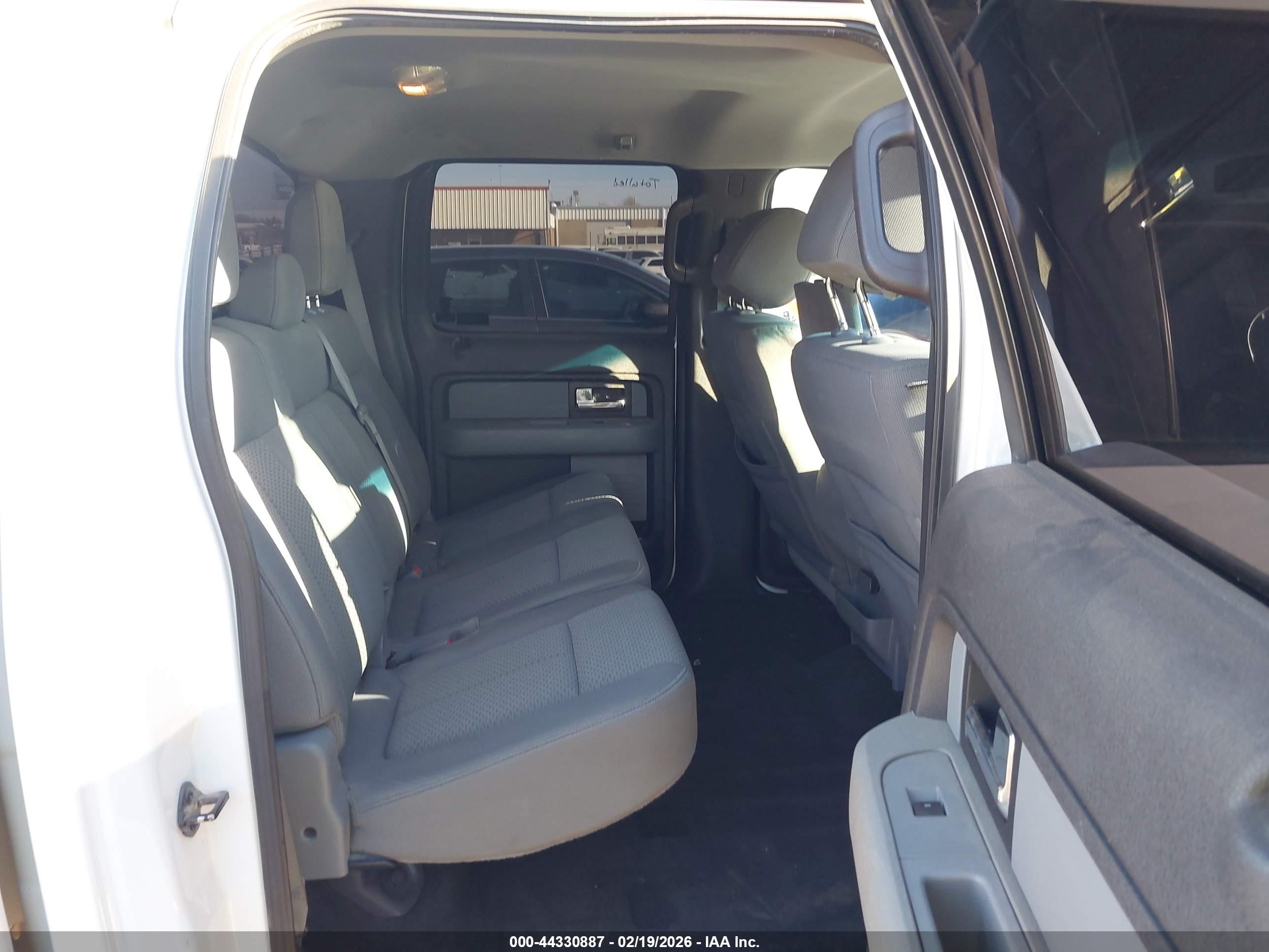 FORD F-150 image 8