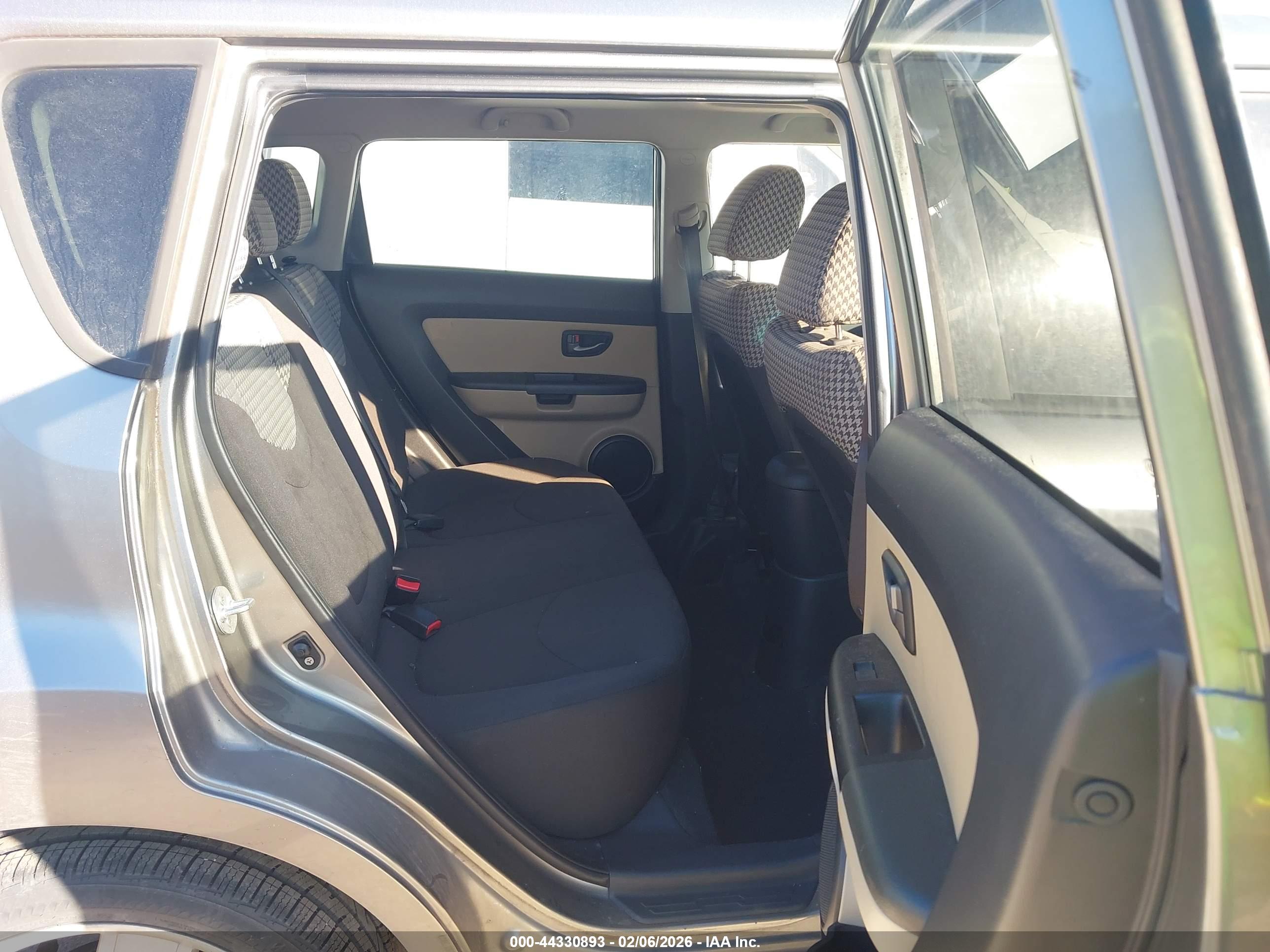 KIA SOUL image 8