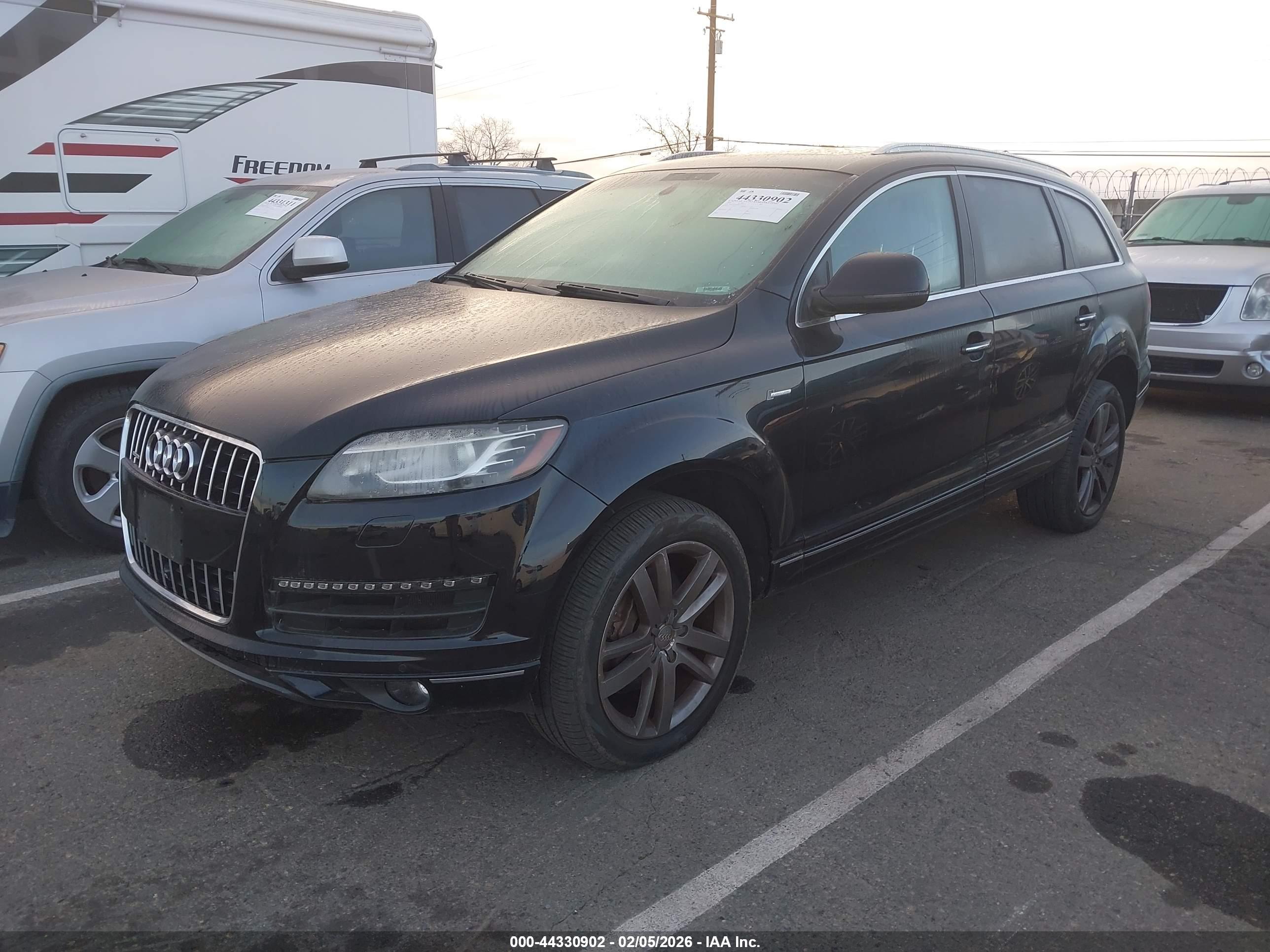 AUDI Q7 image 2