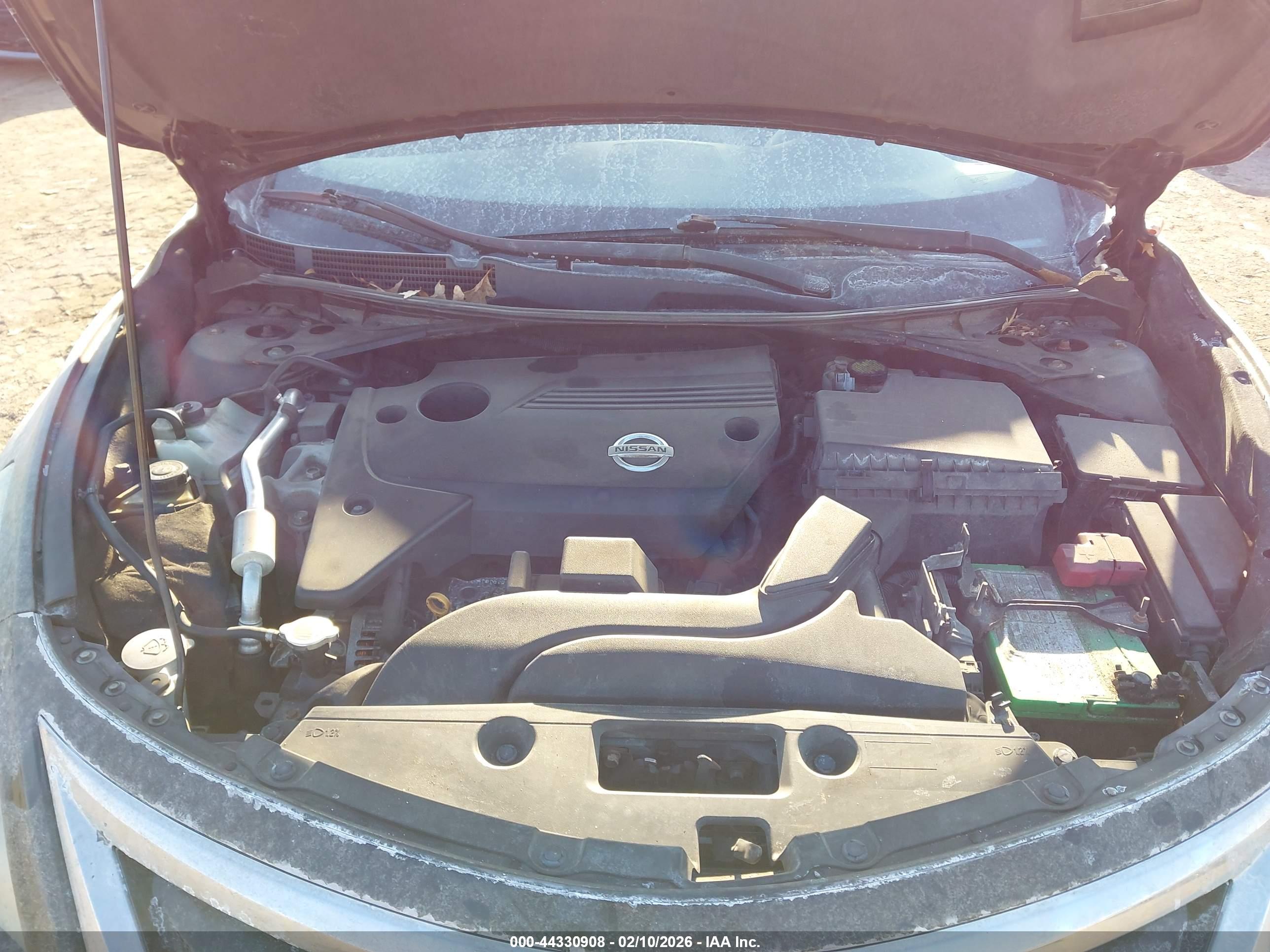 NISSAN ALTIMA image 10