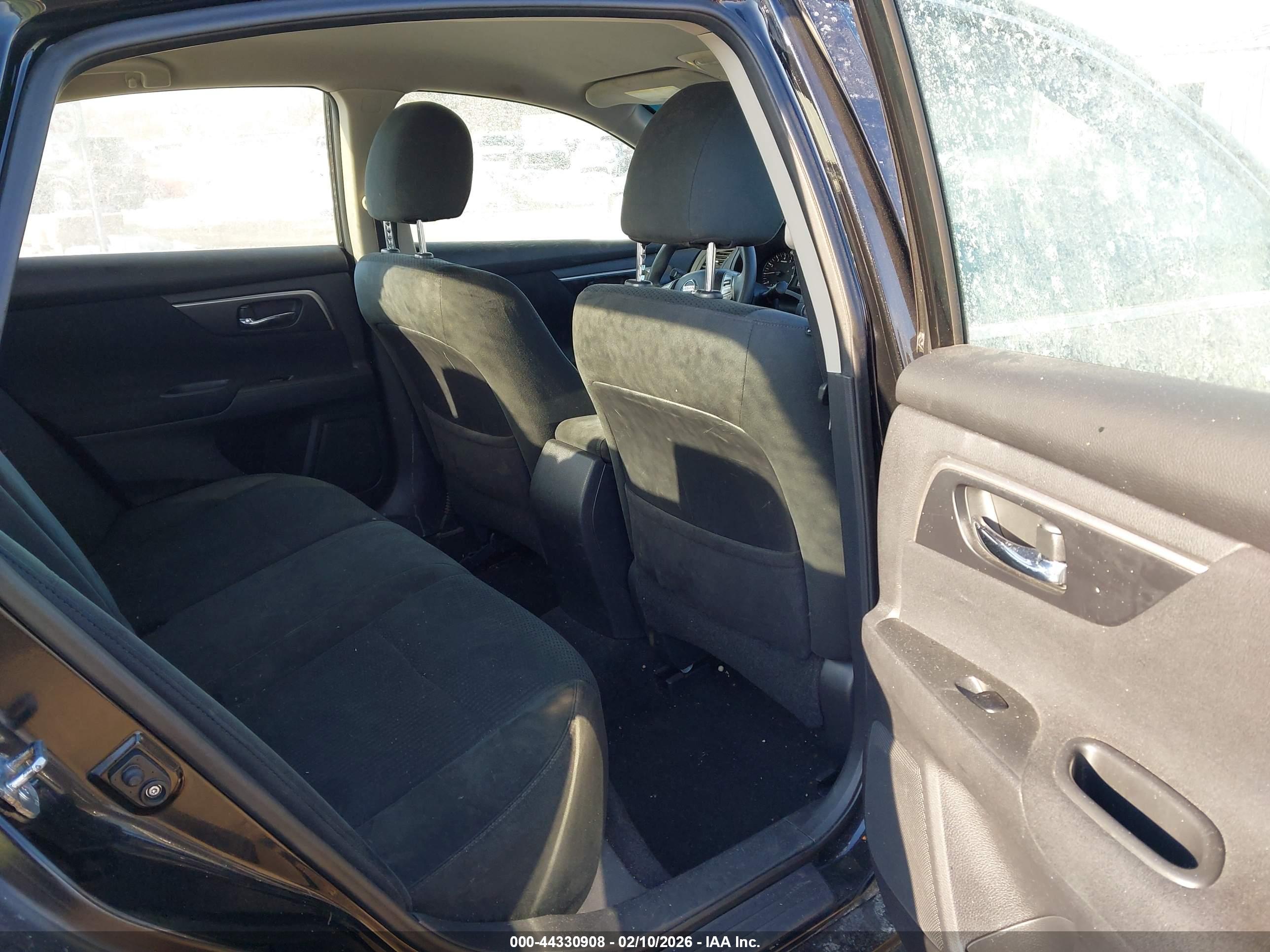 NISSAN ALTIMA image 8