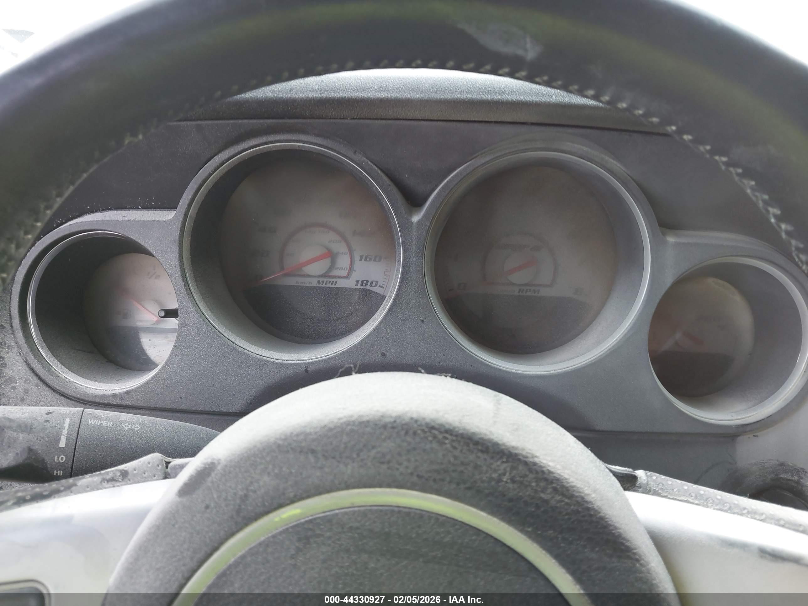 DODGE CHALLENGER image 7