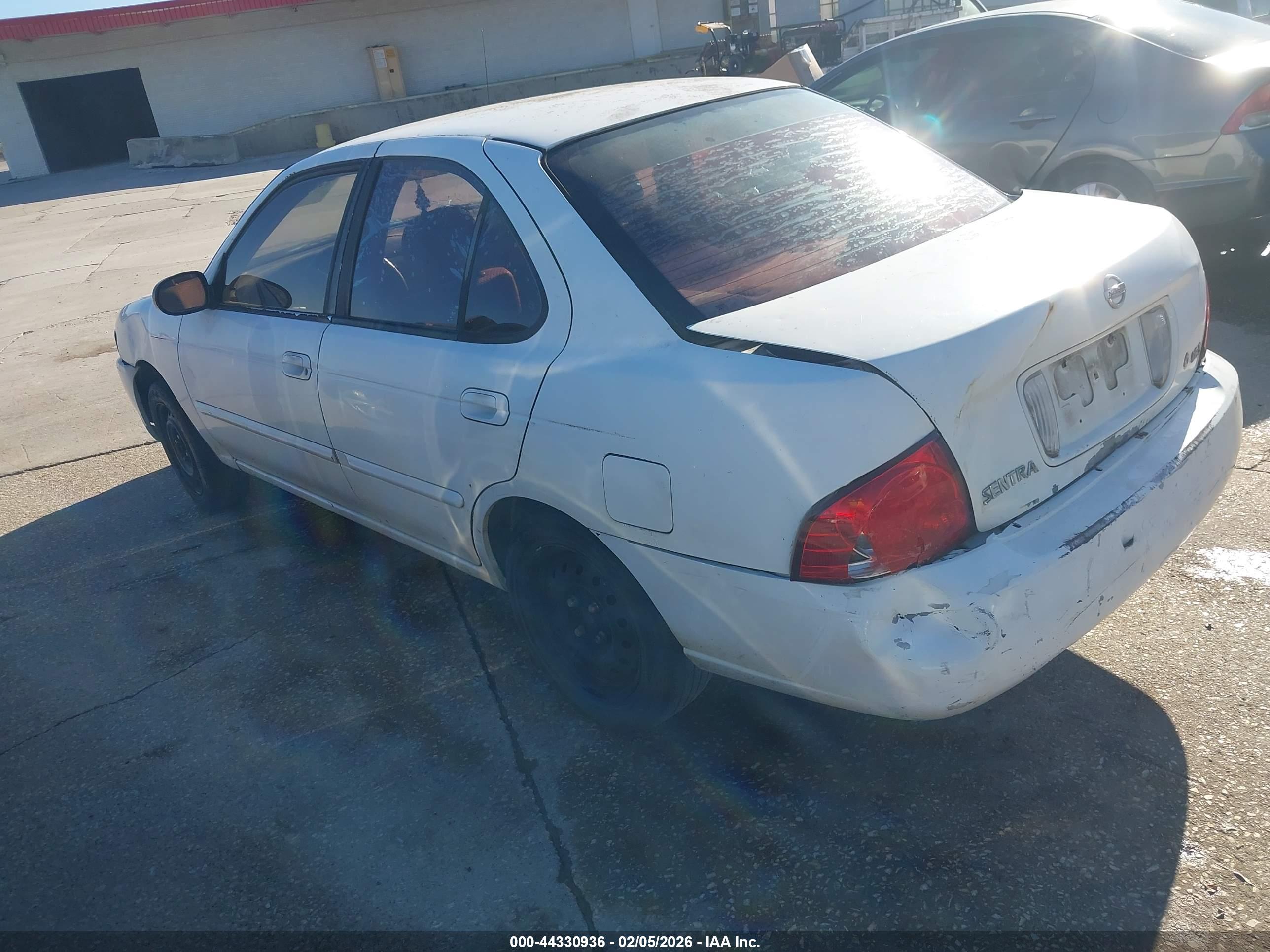 NISSAN SENTRA image 3