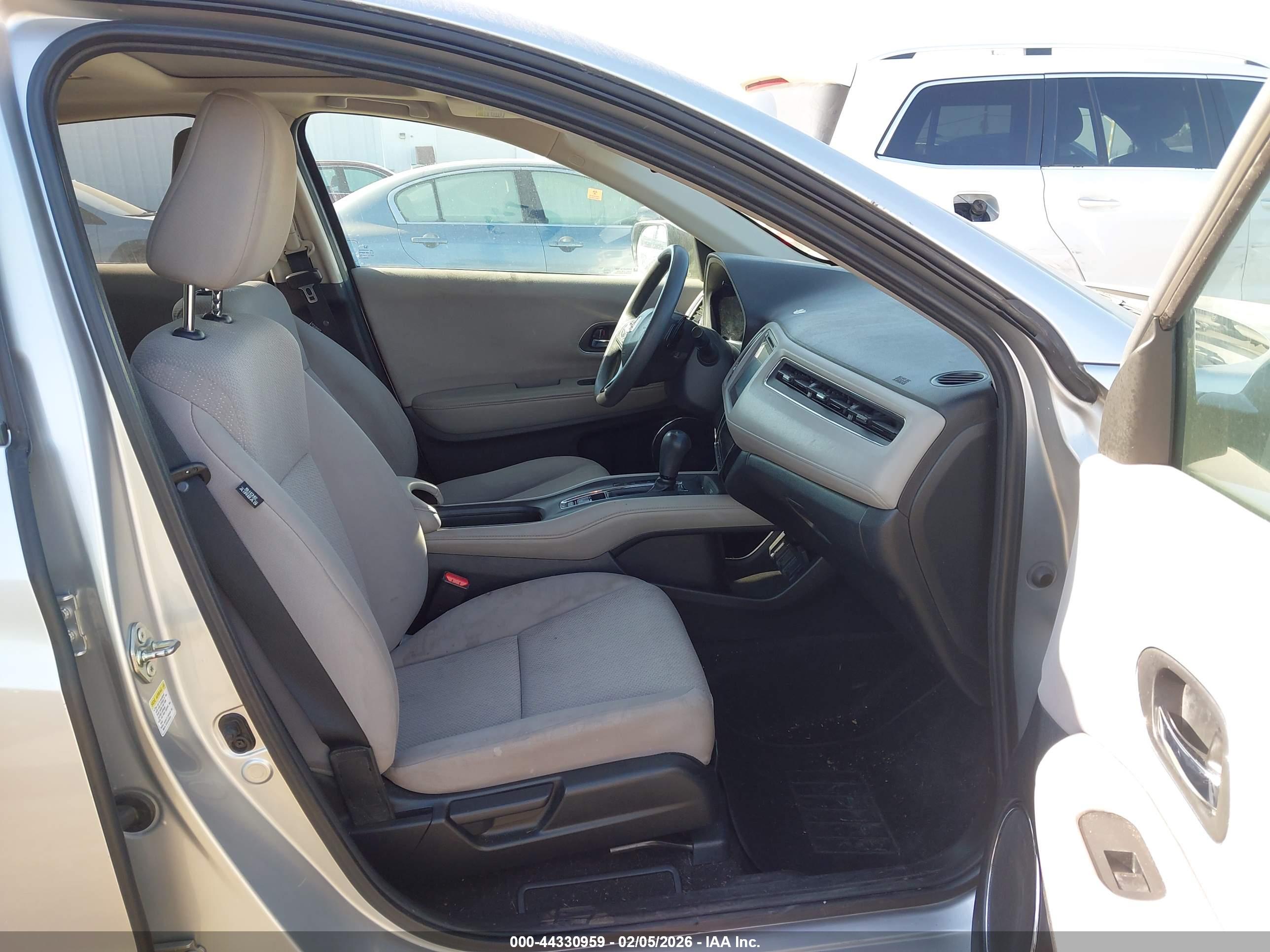 HONDA HR-V image 5