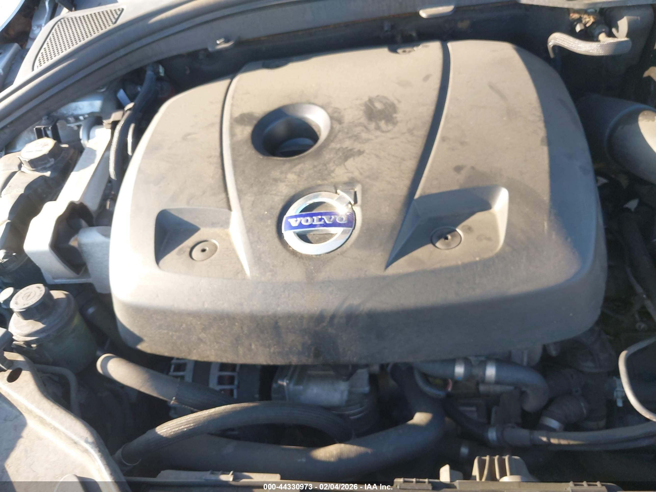 VOLVO XC60 image 6